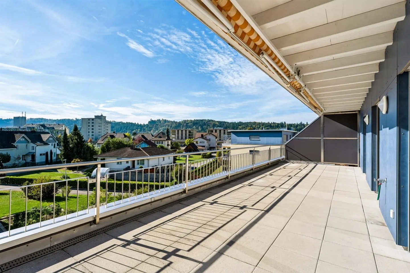 Appartamento attico esclusivo con circa 40 m² di terrazza solare - Foto 1 di 19