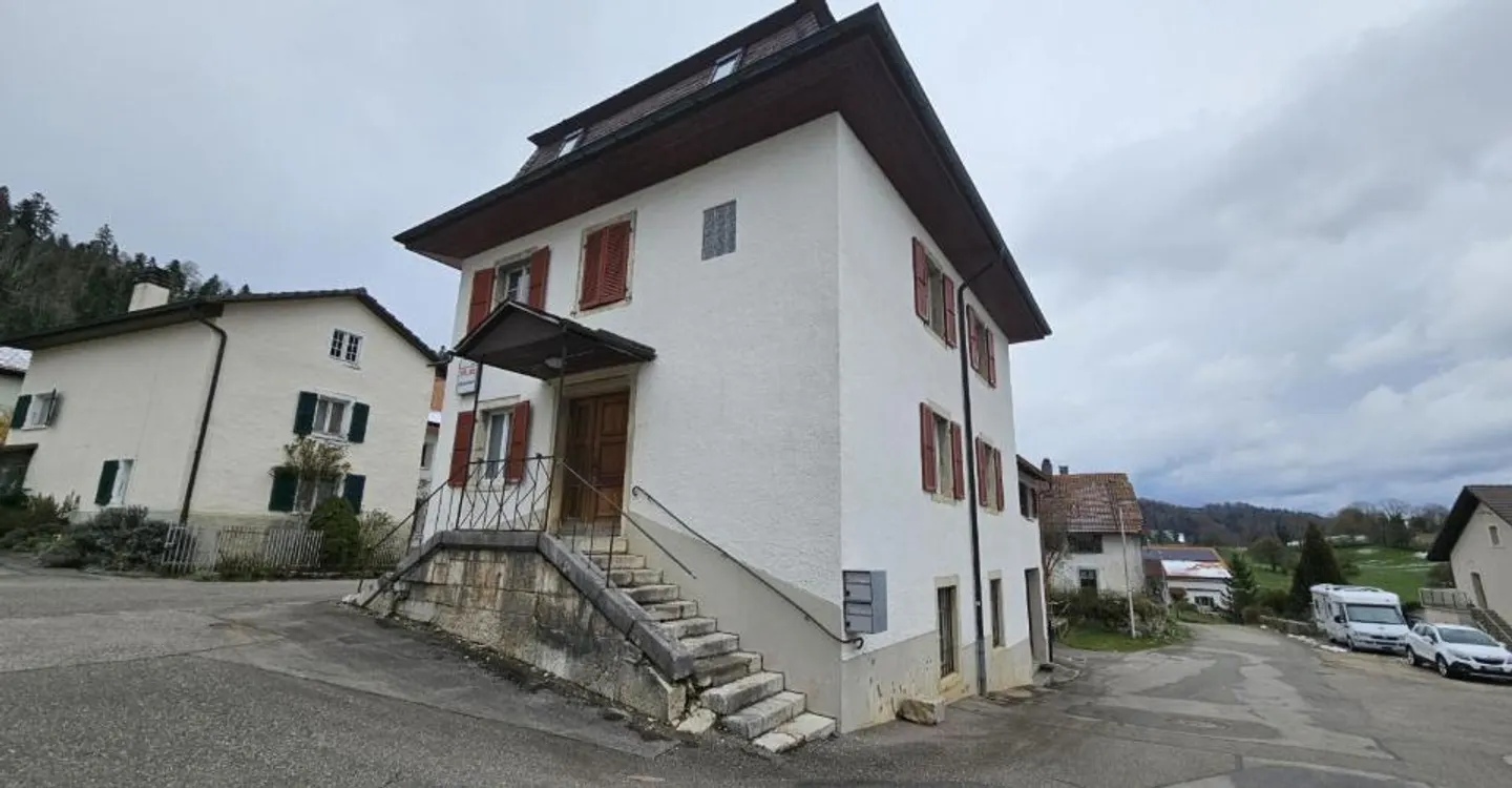 Charmantes Dorfhaus - Foto 1 von 11