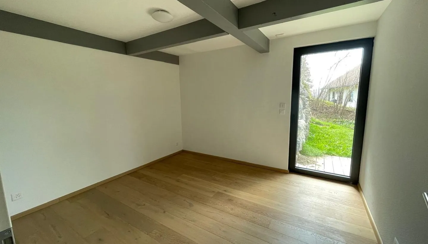 Appartamento con 3.5 stanze - Vista lago a Pont-la-Ville - Foto 5 di 9