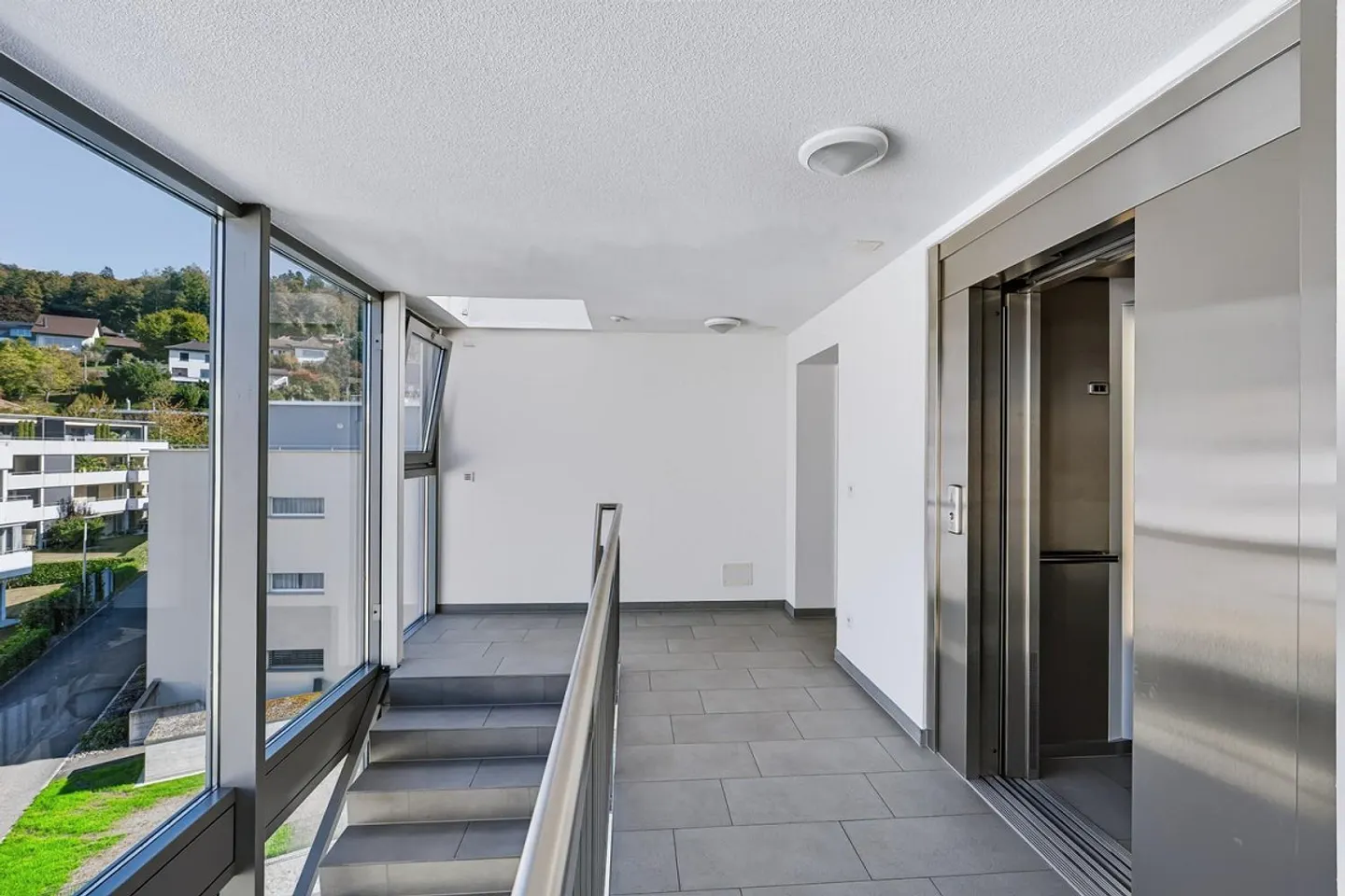 Appartamento attico esclusivo con circa 40 m² di terrazza solare - Foto 7 di 19