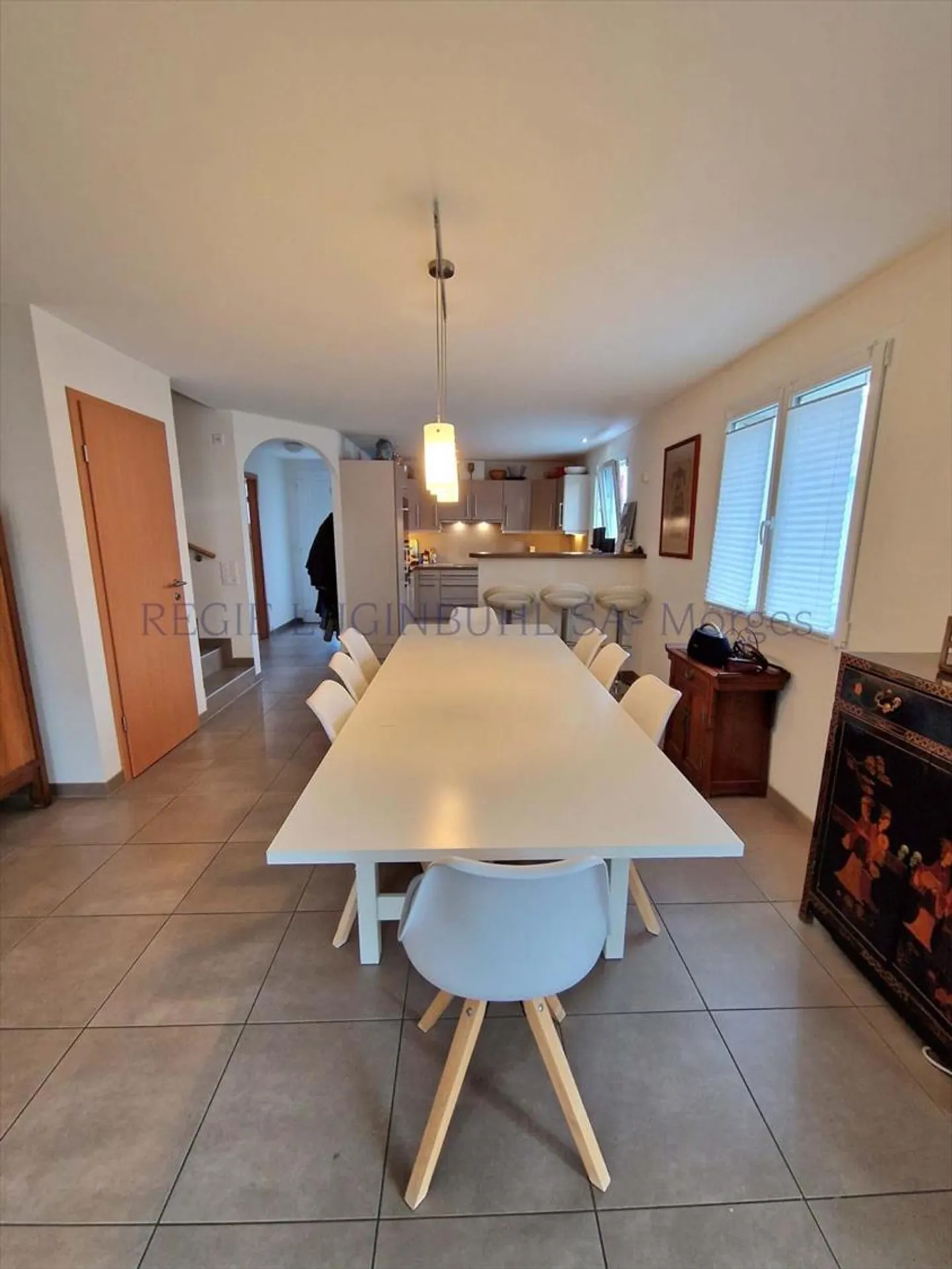 Apartment for rent - Photo 4 of 13