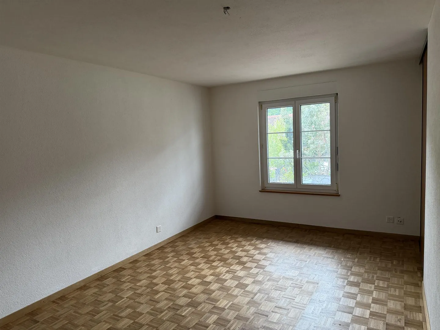 Multi-family house with 5 apartments - attractive investment with 5.2% gross yield - Photo 8 of 11