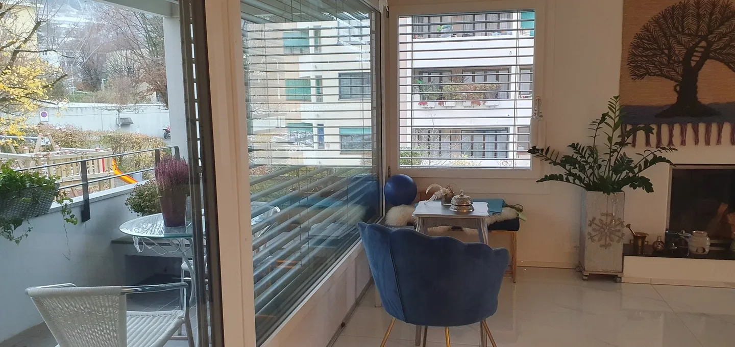 2½ ZI-WOHNUNG IN HORGEN (ZH), MÖBLIERT, TEMPORÄR - Foto 1 von 9