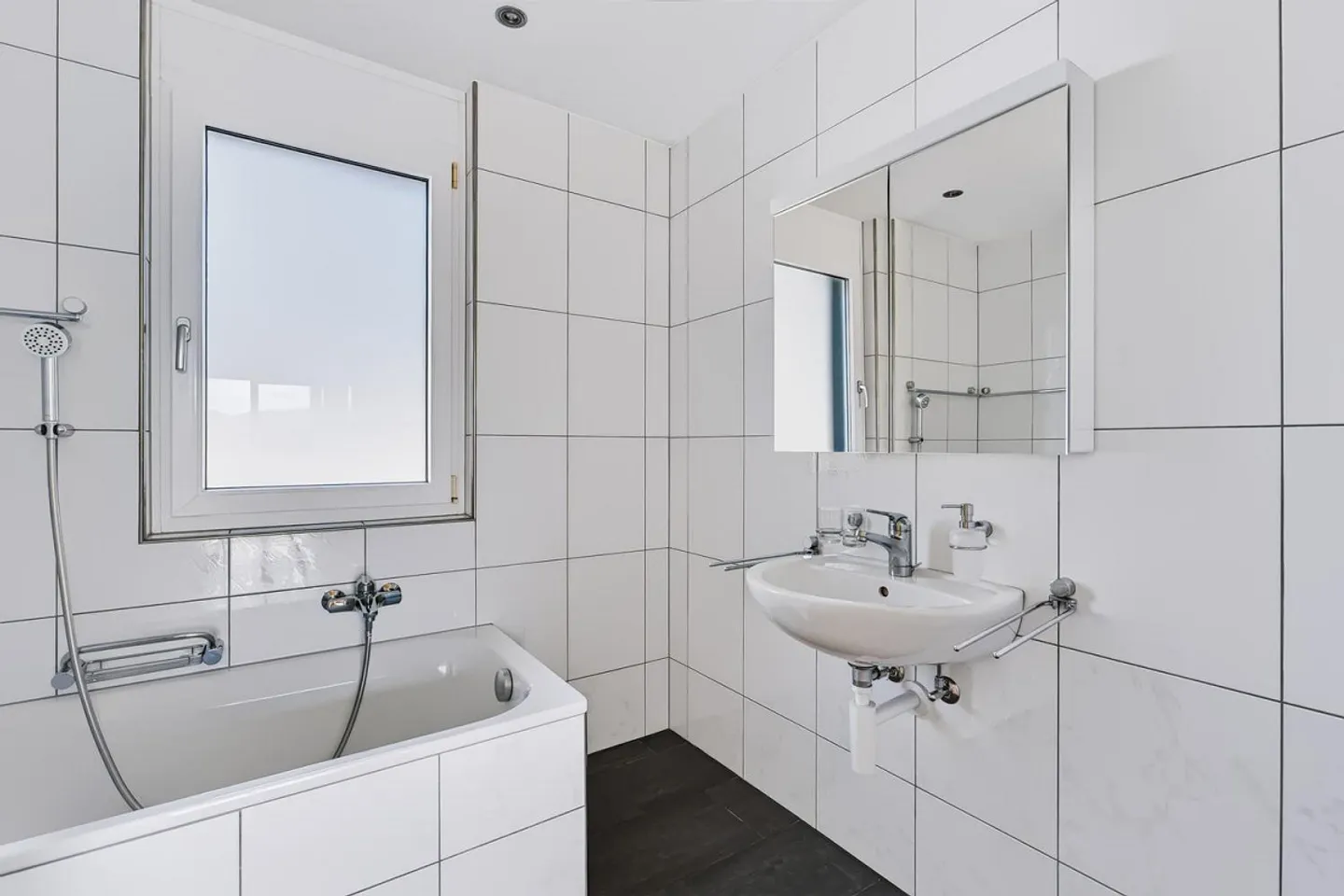 Appartamento attico esclusivo con circa 40 m² di terrazza solare - Foto 17 di 19