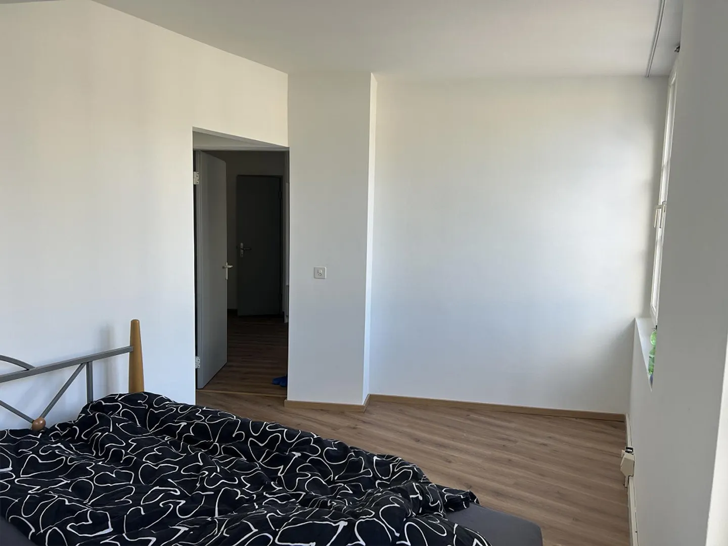 Incantevole appartamento mansardato 3.5 nel cuore di Chur - Foto 3 di 9