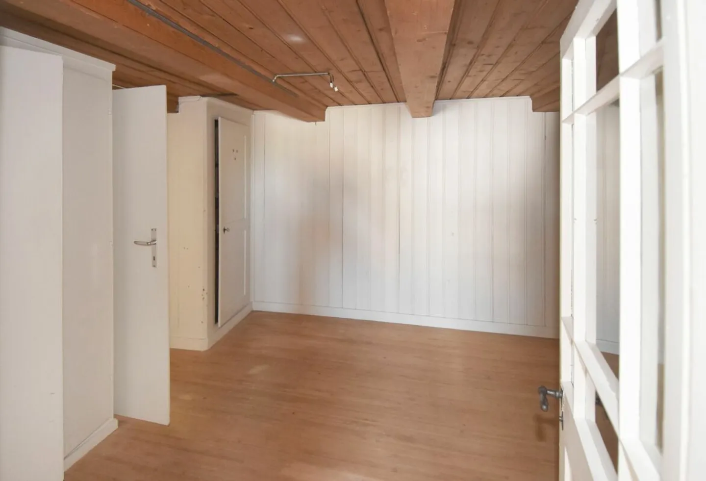 Une maison pour grandir, créer et arriver - idéale pour les familles avec leurs propres idées de logement - Photo 3 sur 12