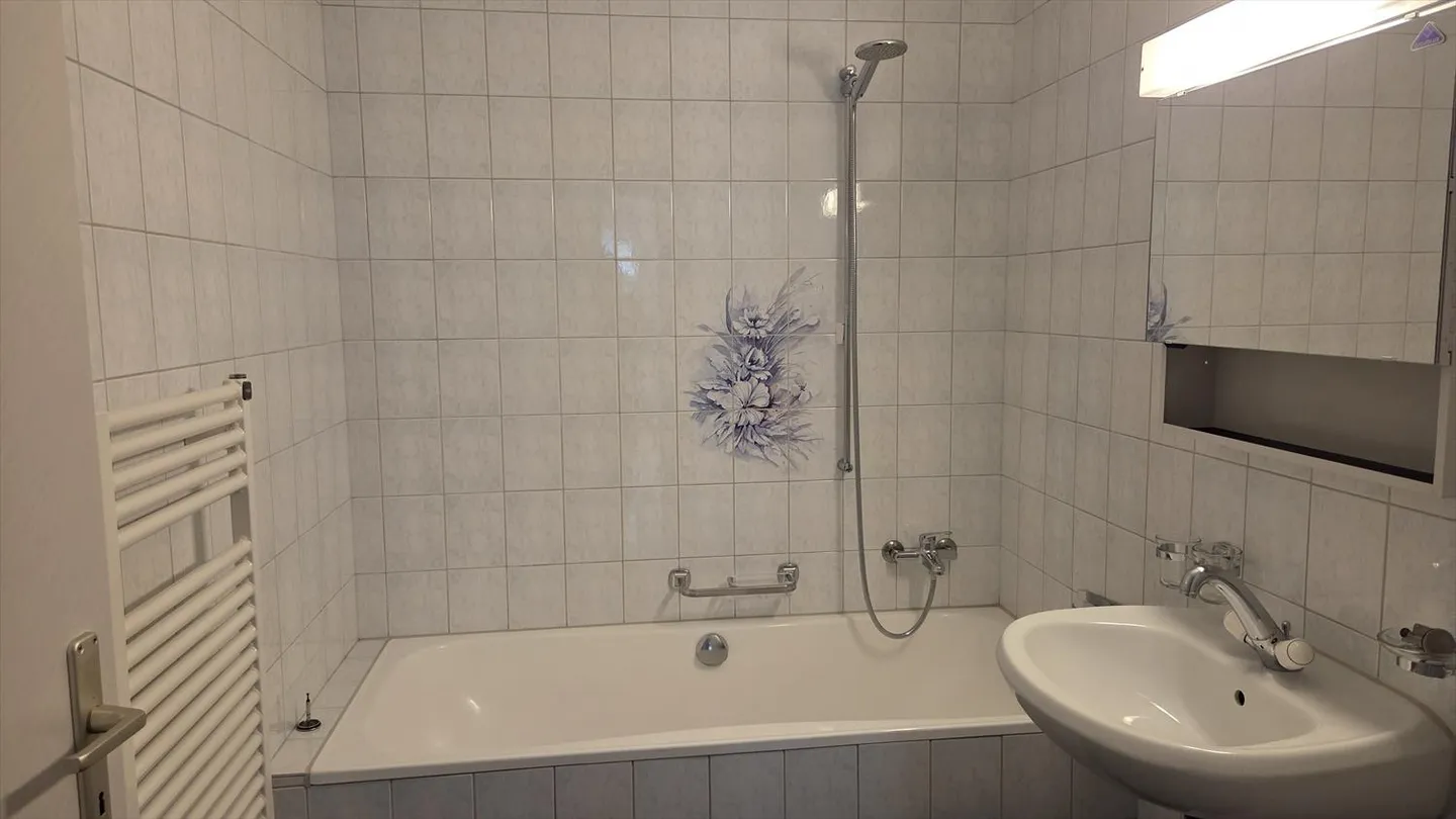 Appartement dans un immeuble avec ascenseur. - Photo 17 sur 22
