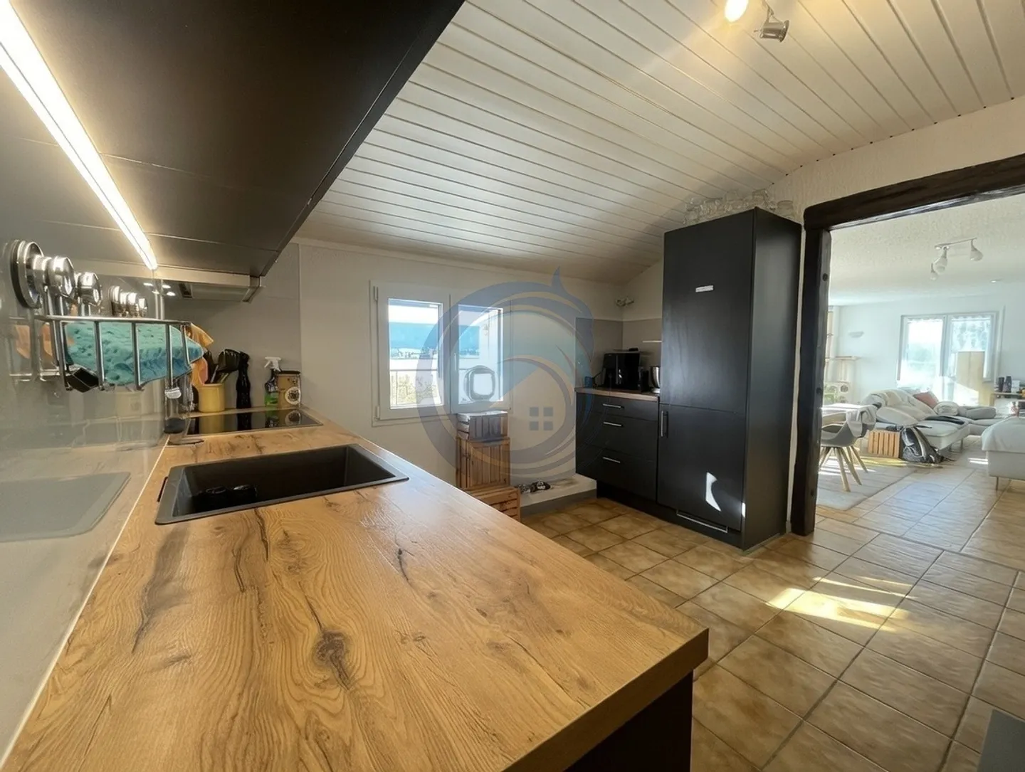 SCHÖNE 4,5-ZIMMER-WOHNUNG MIT GERÄUMIGER TERRASSE - Foto 5 von 14