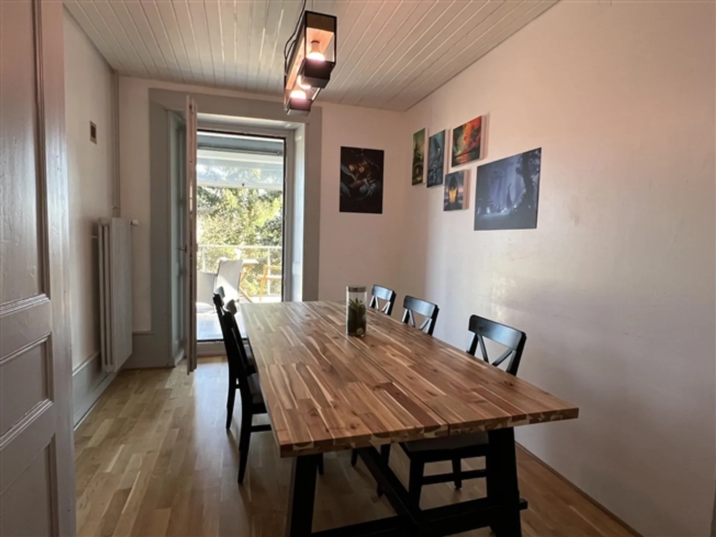 For rent - Beautiful renovated apartment, ideal for practice or office, in the heart of Cernier - Photo 1 of 11