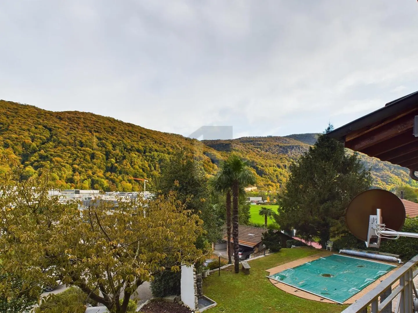 SPACIEUX ET CONFORTABLE - Photo 1 sur 6