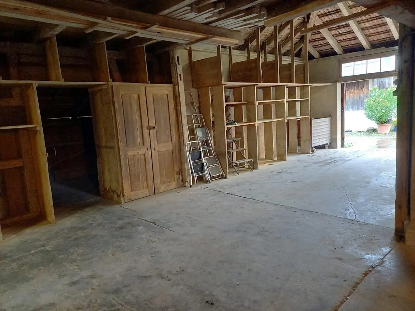 Commercial Space for Rent - Photo 1 of 5