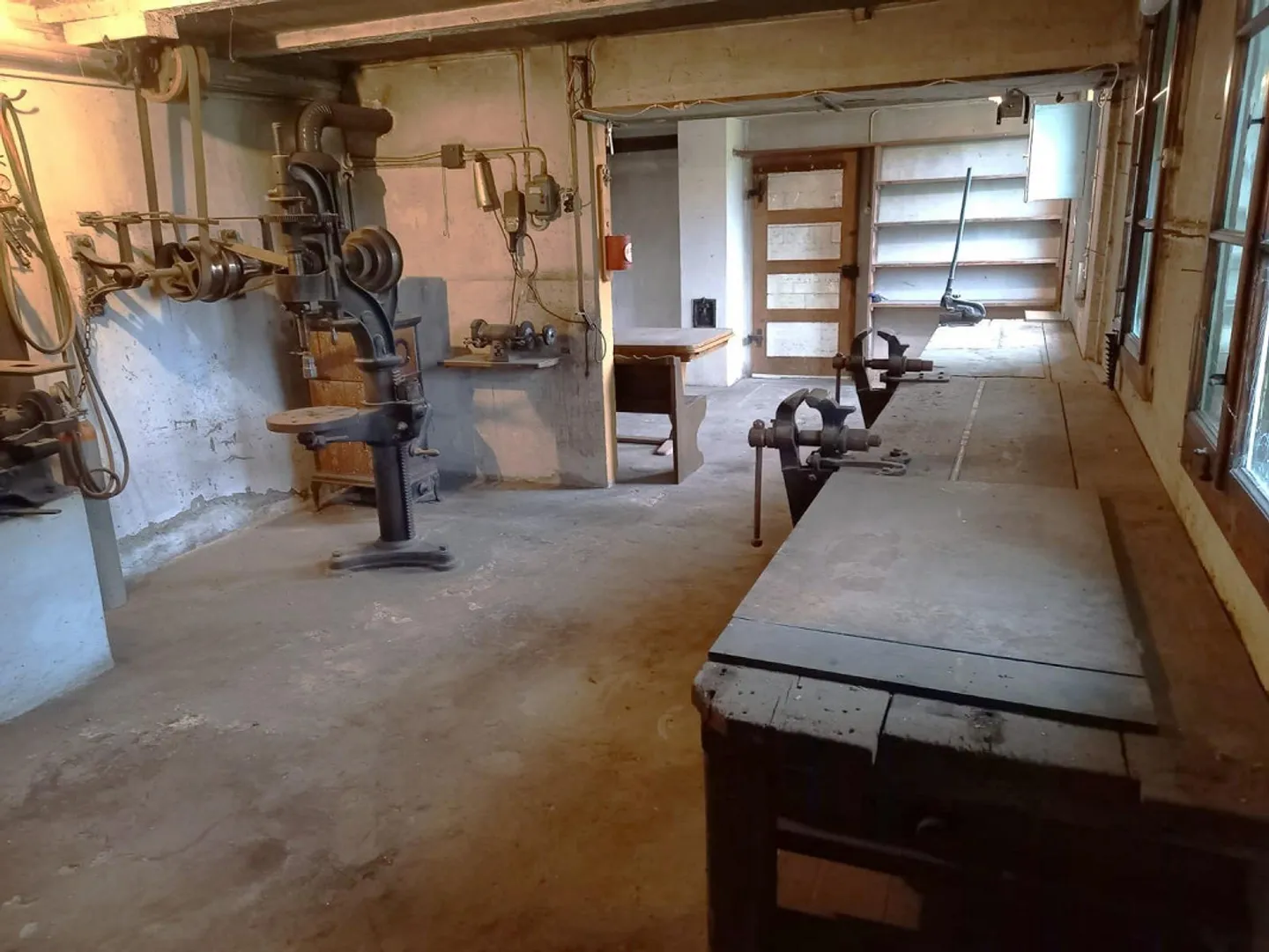 Commercial Space for Rent - Photo 5 of 5