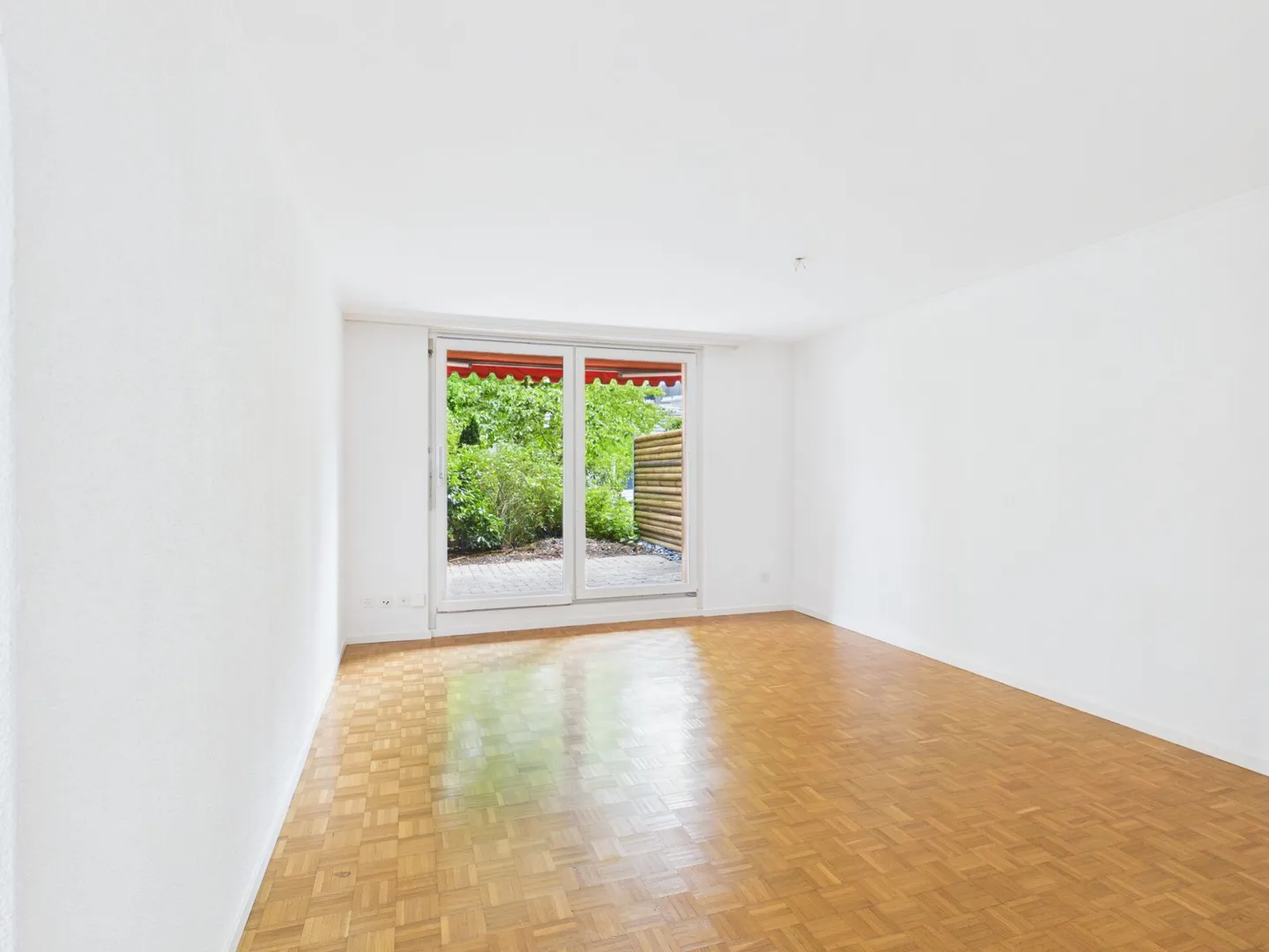 Appartement de jardin 3,5 pièces dans un emplacement calme - Photo 3 sur 18