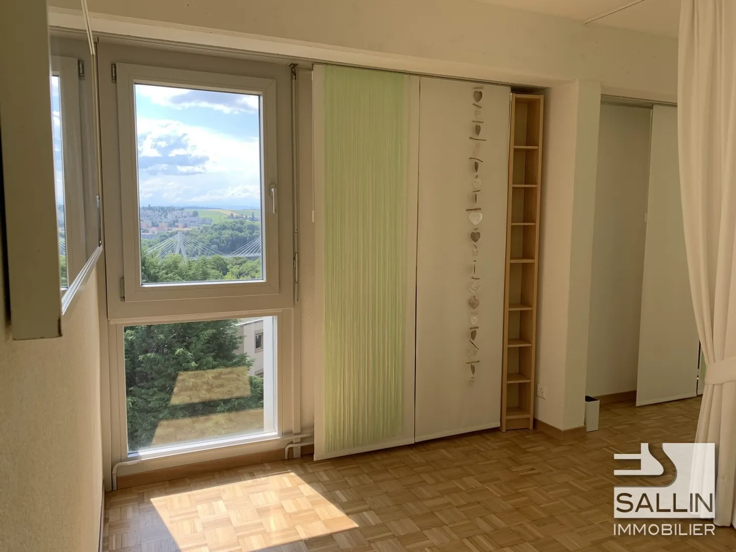 Appartamento ristrutturato di 2½ stanze con vista libera - Foto 11 di 13