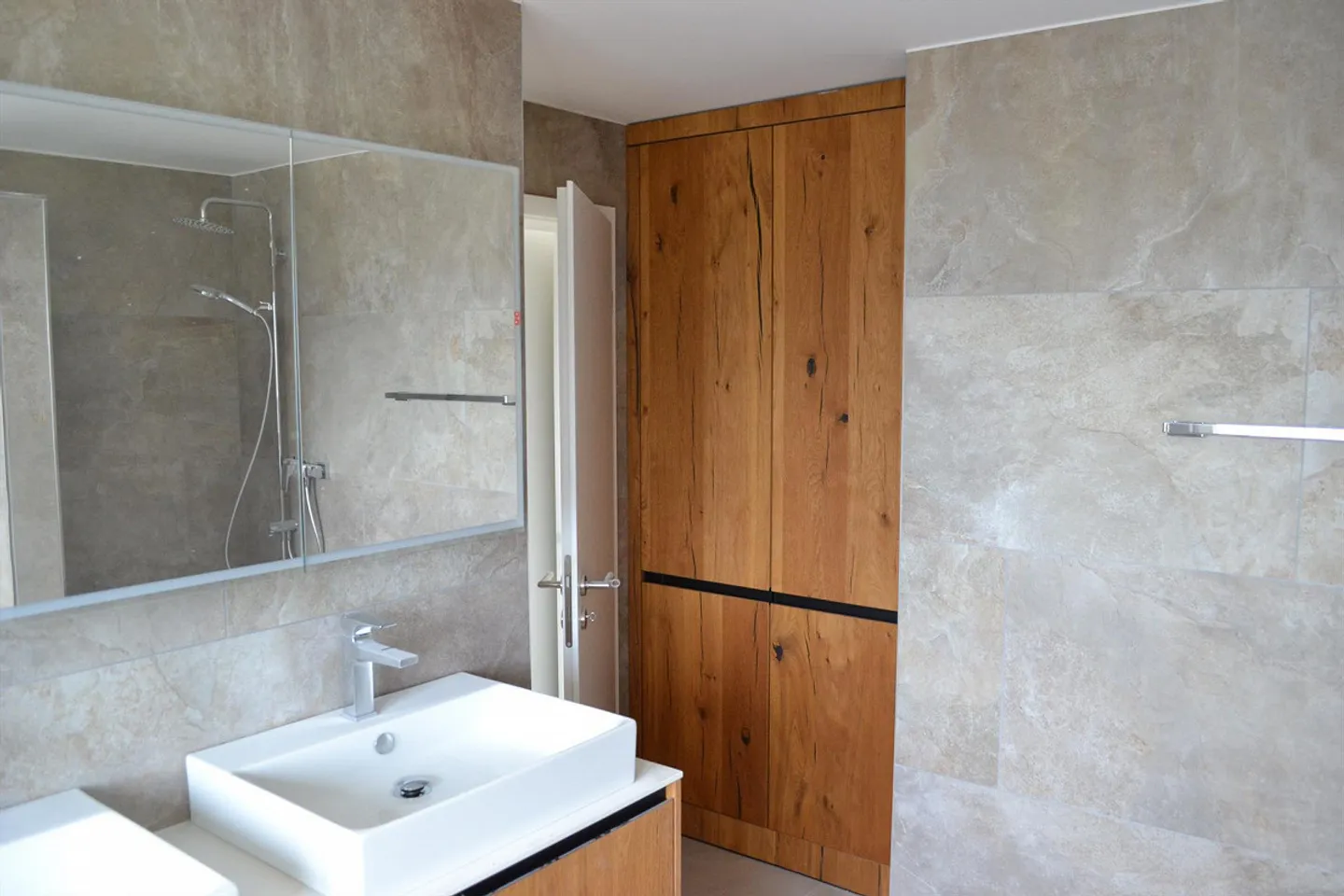 Vivere moderno con carattere - Foto 11 di 14