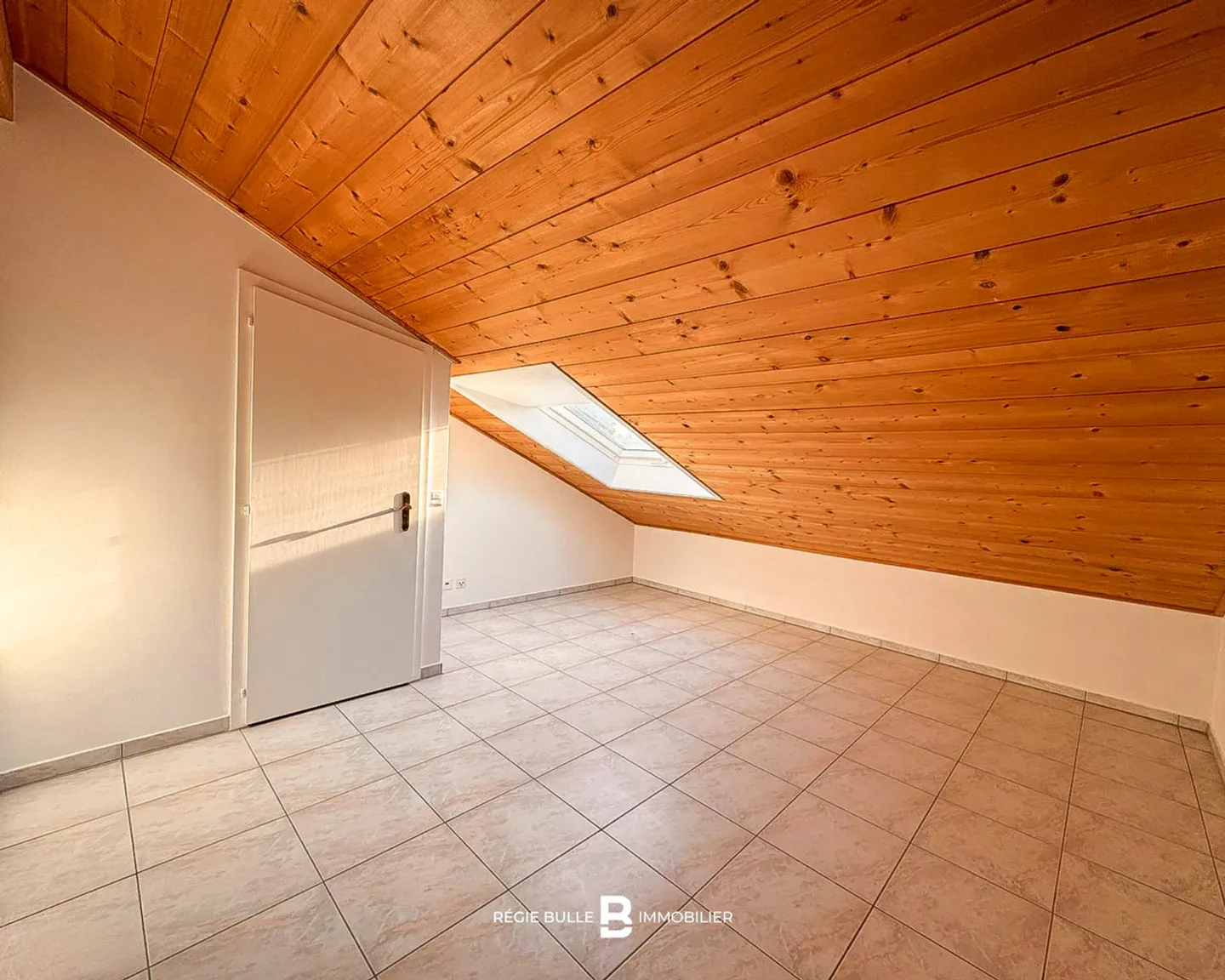 Single house for rent - Photo 12 of 23