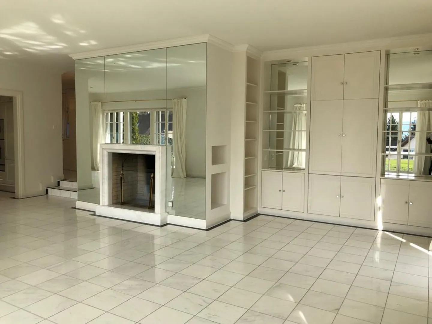 Spacious 6.5 Room Garden Apartment in a Quiet Location in Küsnacht - Photo 5 of 7