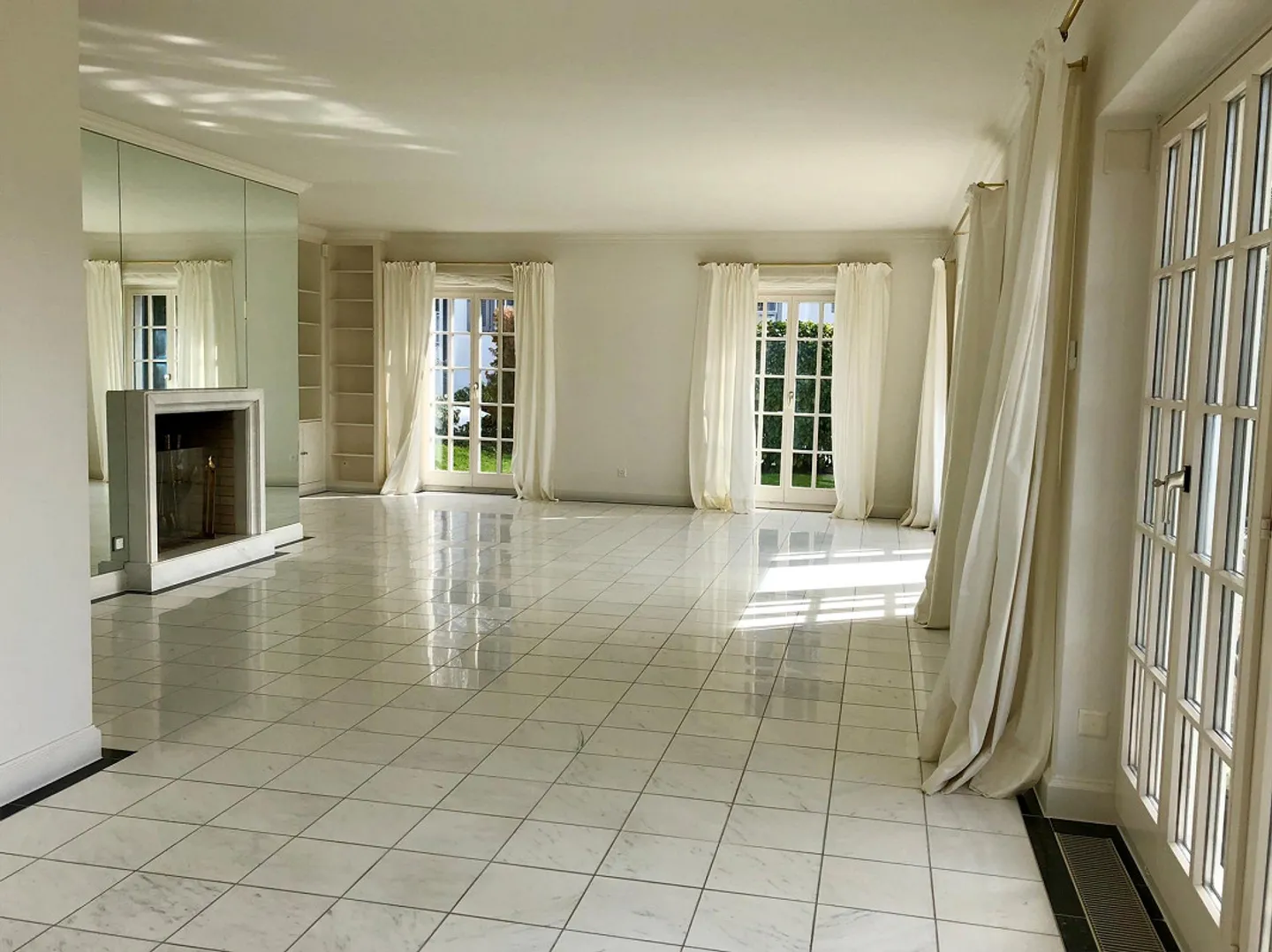 Spacious 6.5 Room Garden Apartment in a Quiet Location in Küsnacht - Photo 7 of 7