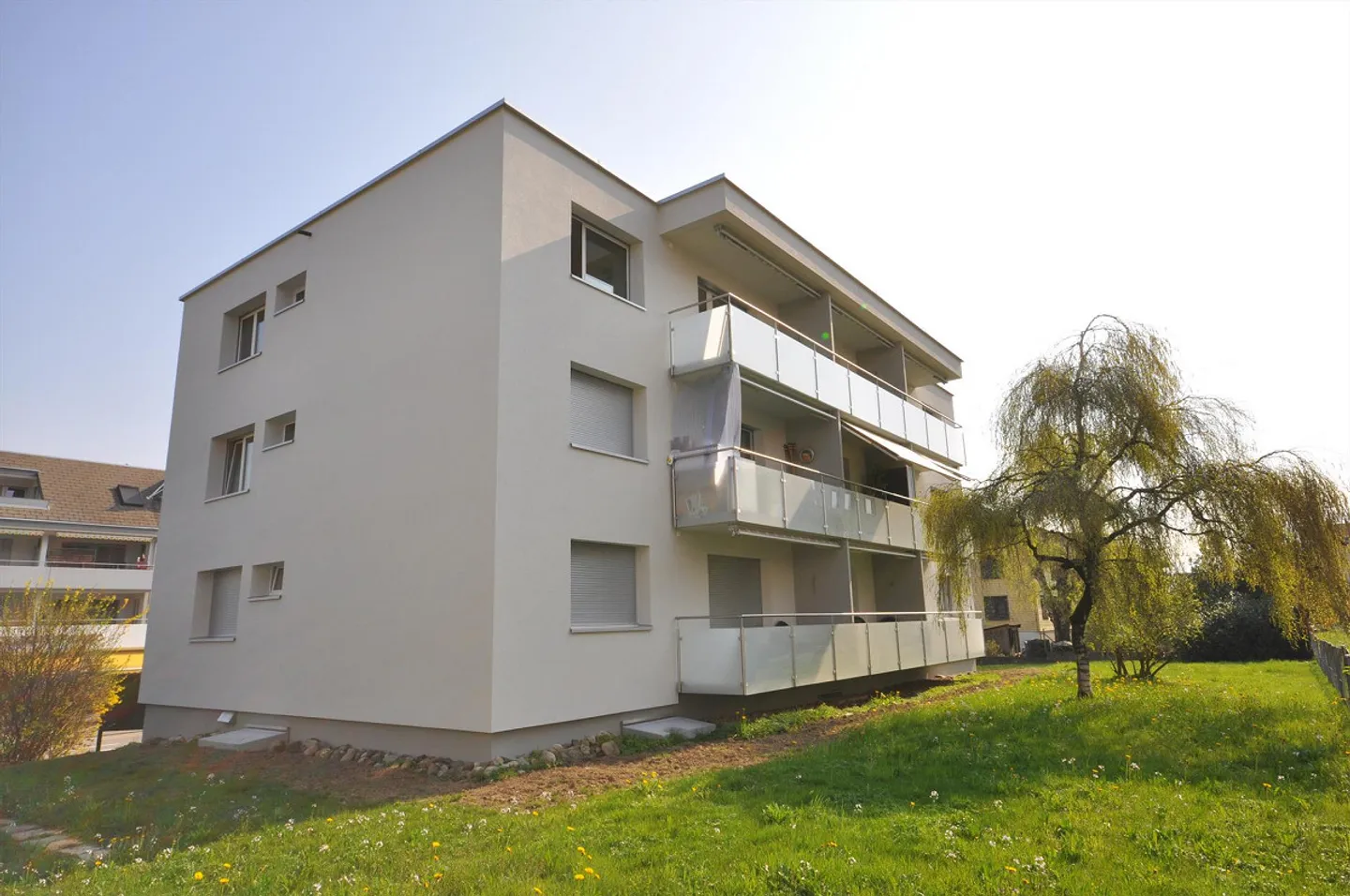Appartamento 3.5 locali in posizione centrale ad Altendorf - Foto 2 di 8