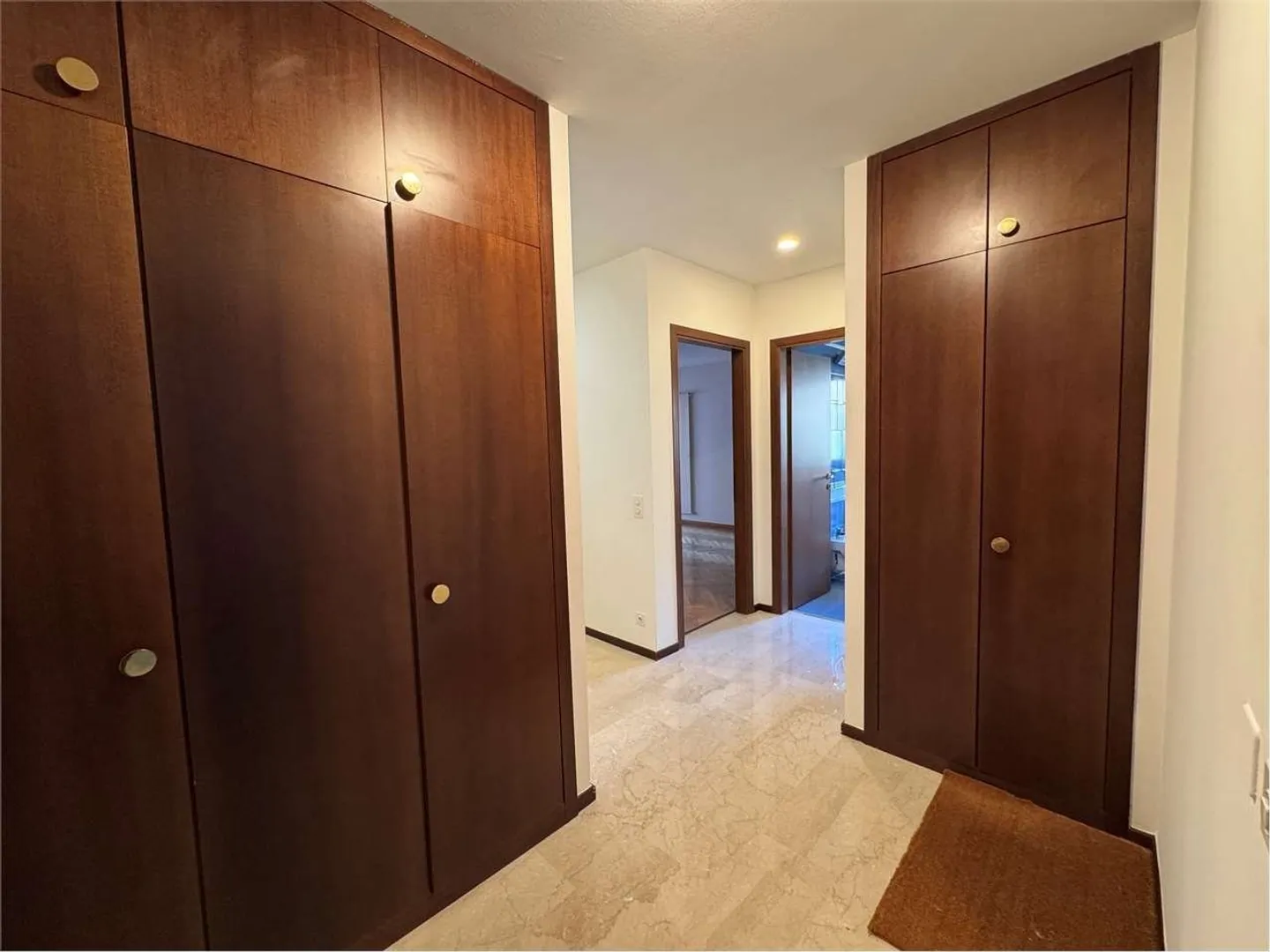 Charming 2.5-room apartment with lake view in Melide - Photo 5 of 9