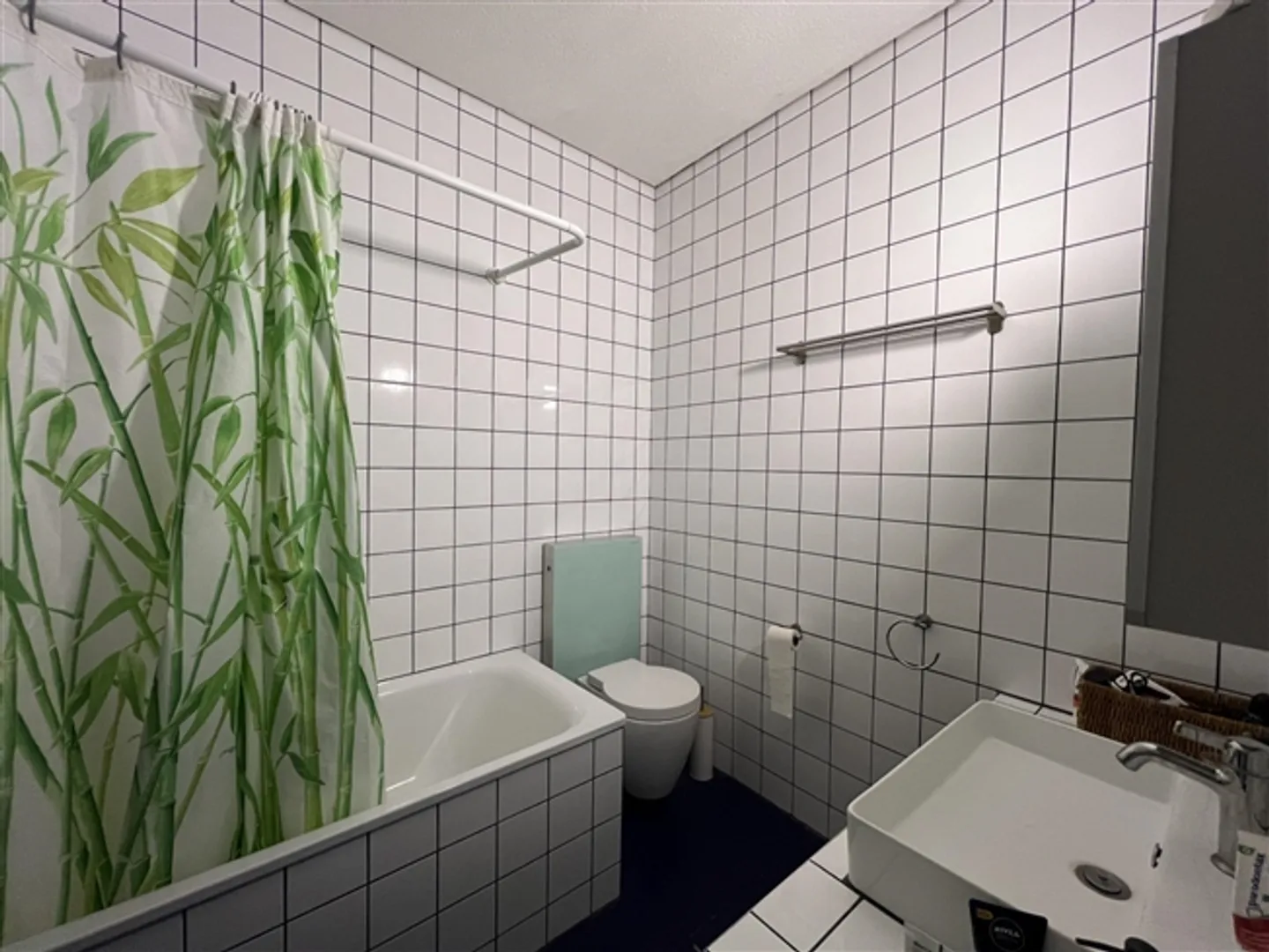 For rent - Beautiful renovated apartment, ideal for practice or office, in the heart of Cernier - Photo 10 of 11