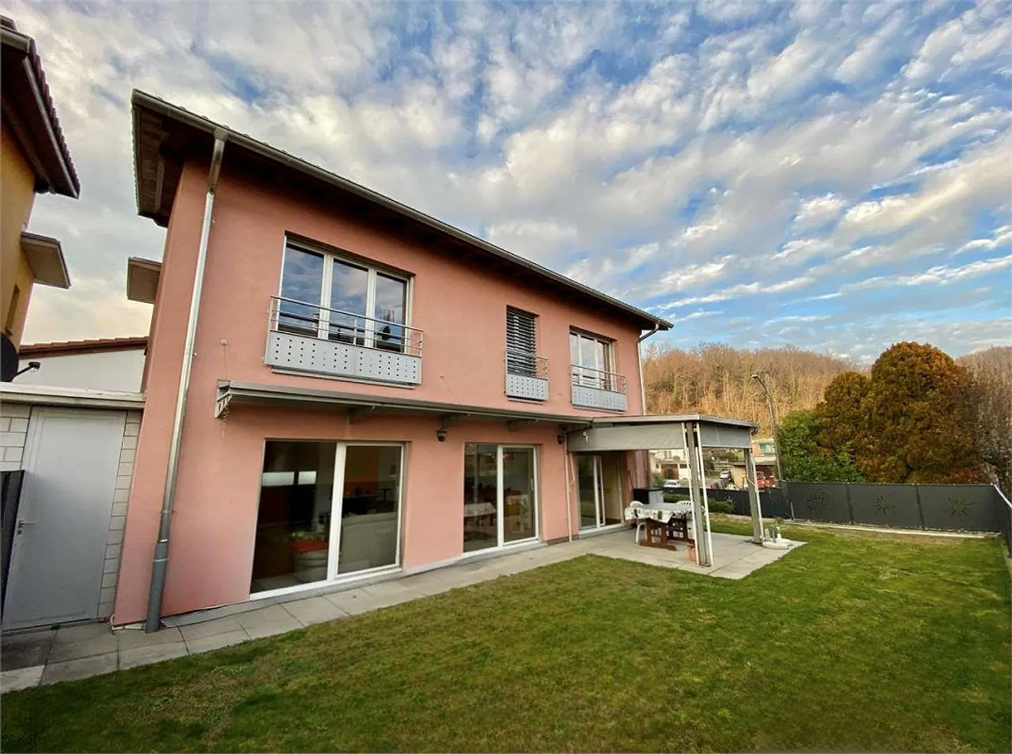 Single-family house in Besazio - Photo 1 of 13
