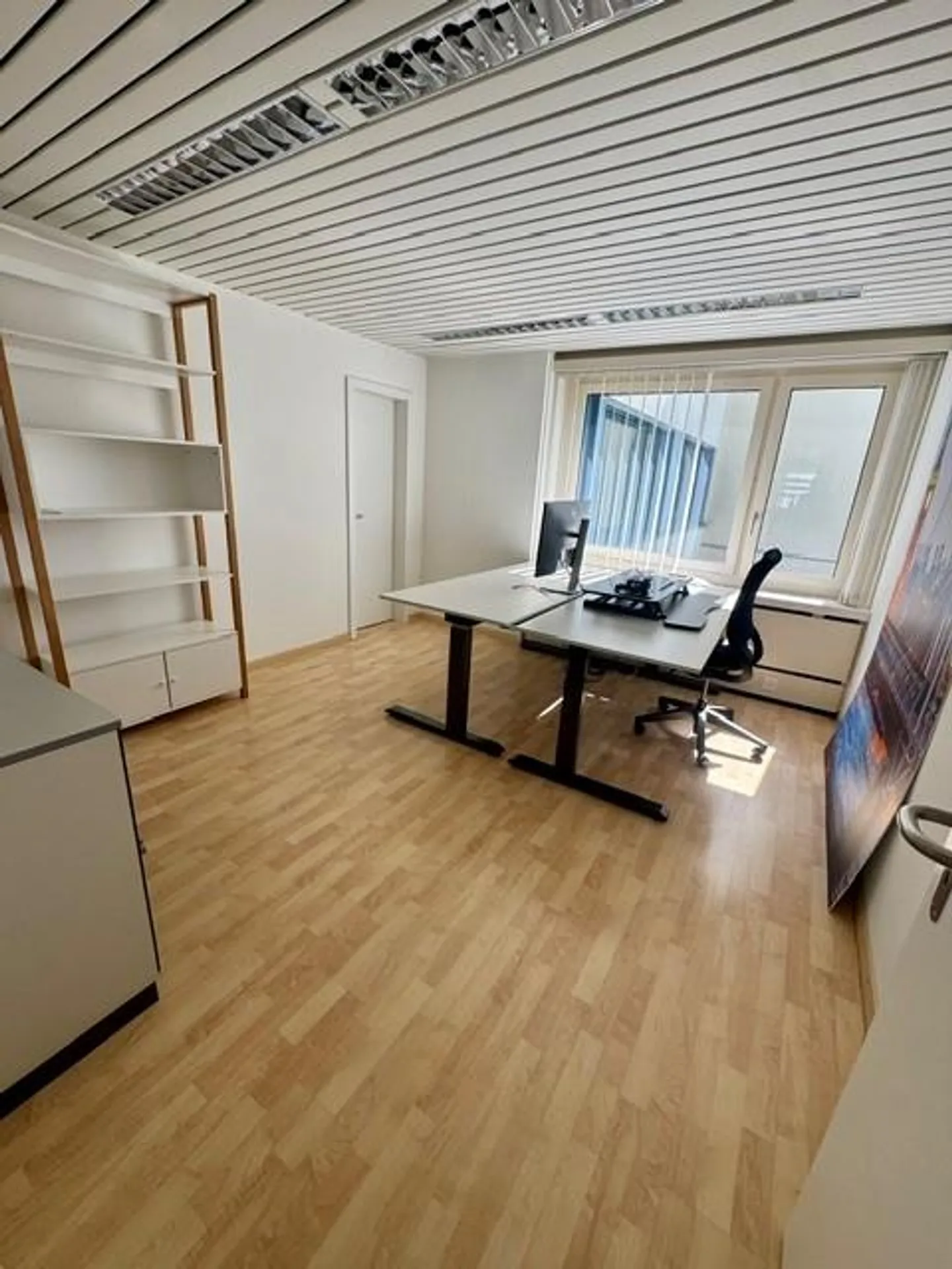 Zentrale Bürofläche in Zug - Foto 4 von 9