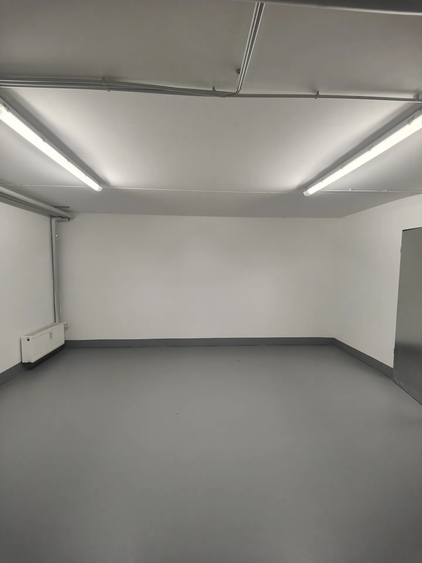 31.8m2 Salle de stockage Cologne - Colonia-Allee 13 - Photo 2 sur 10