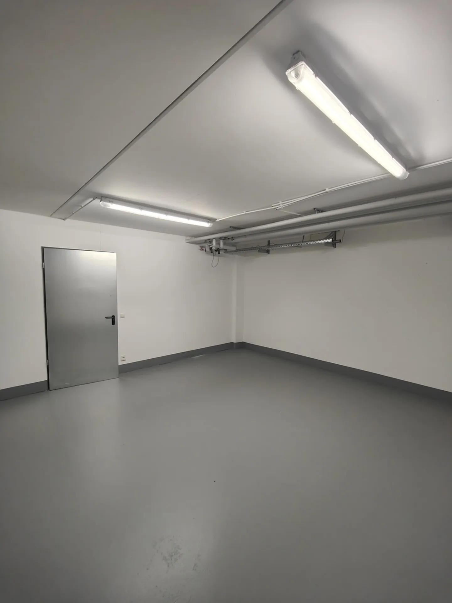 31.8m2 Salle de stockage Cologne - Colonia-Allee 13 - Photo 7 sur 10