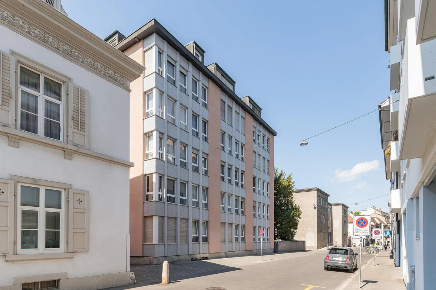 View over Basel! Modern 2.5-room maisonette penthouse 80m2 - Photo 1 of 13