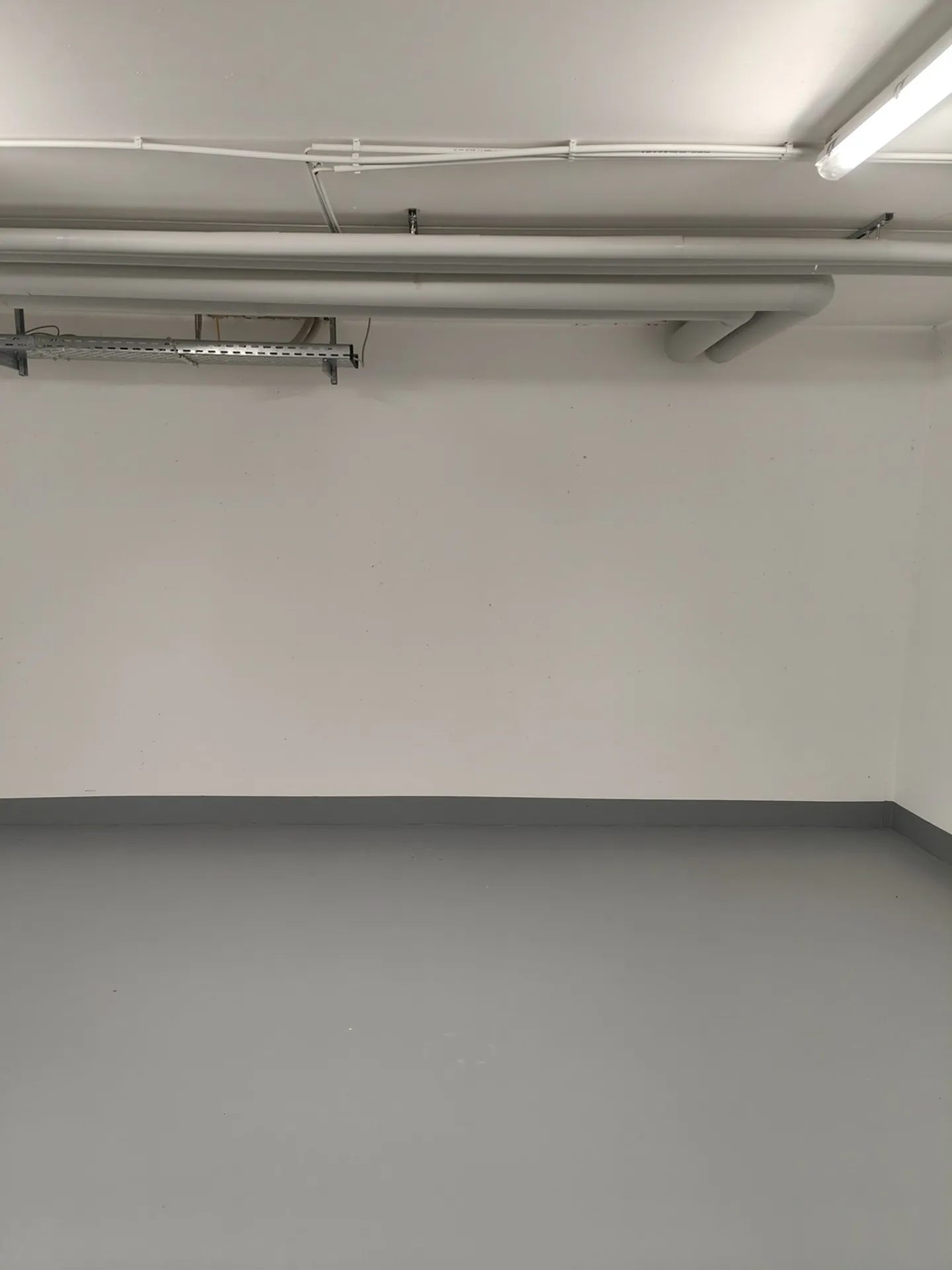 31.8m2 Salle de stockage Cologne - Colonia-Allee 13 - Photo 5 sur 10