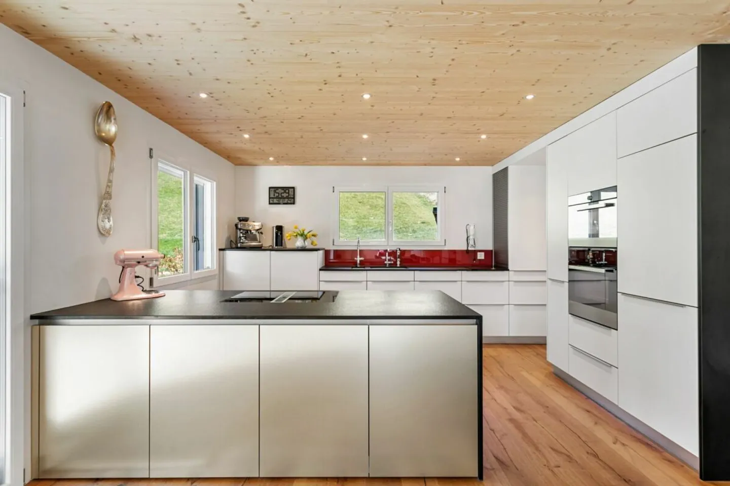 INDEPENDENT, MODERN, UNIQUE? EXCLUSIVE FAMILY IDYLL just 15 min. from Herisau - Photo 4 of 19