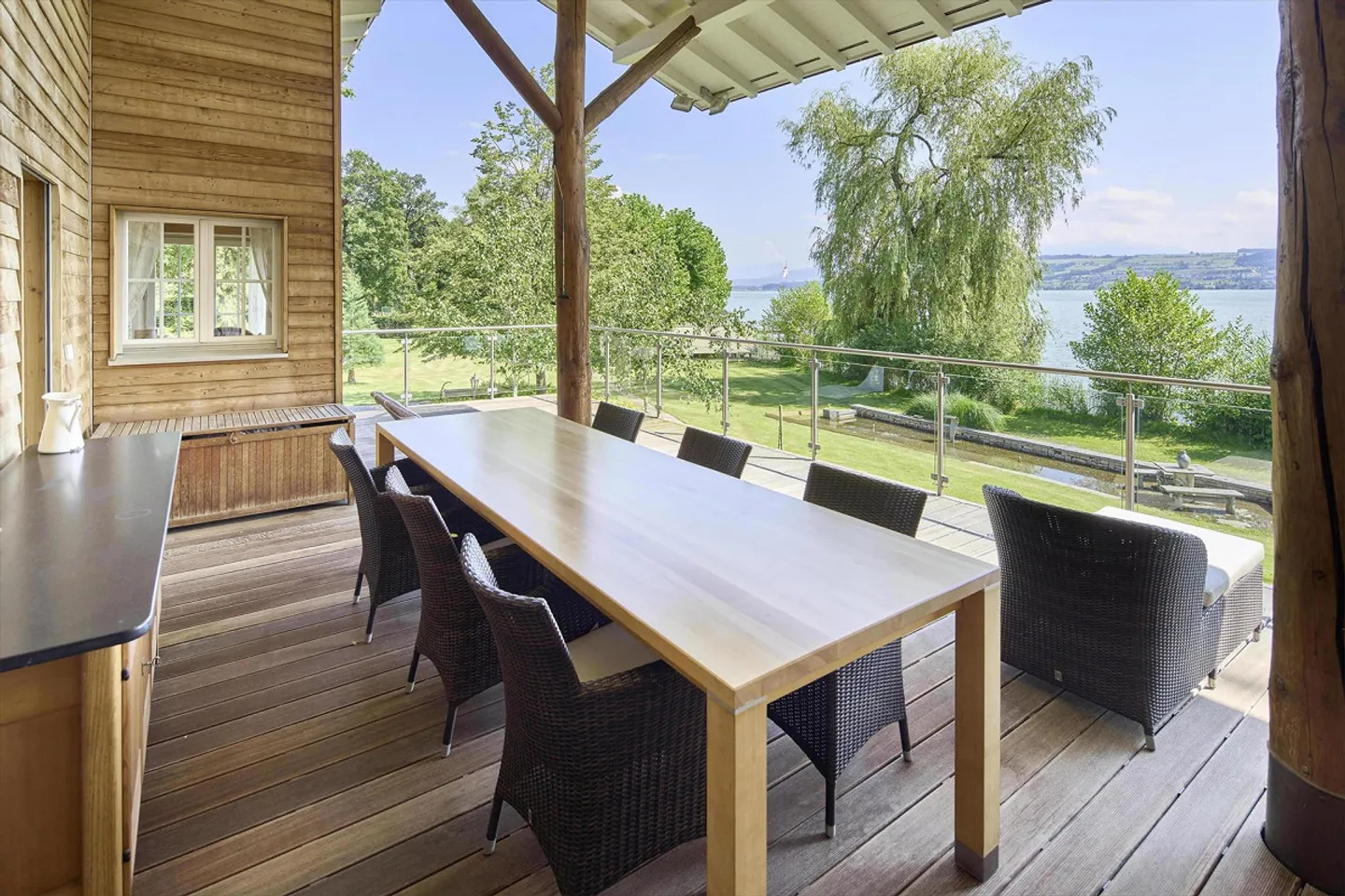 Spacious lakeside property near Lucerne - Photo 8 of 9