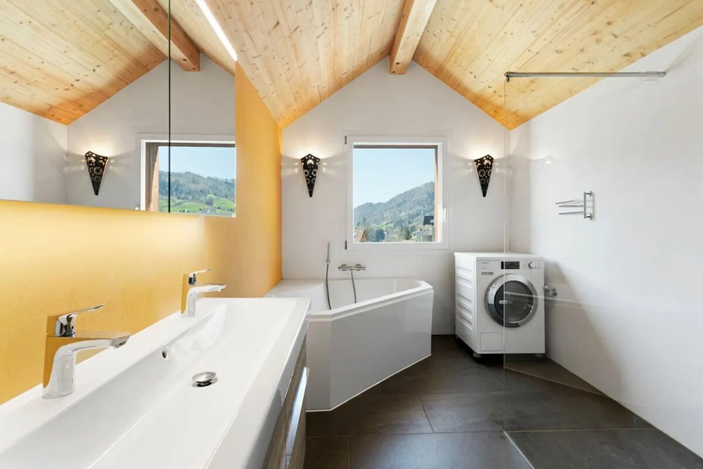 INDEPENDENT, MODERN, UNIQUE? EXCLUSIVE FAMILY IDYLL just 15 min. from Herisau - Photo 12 of 19