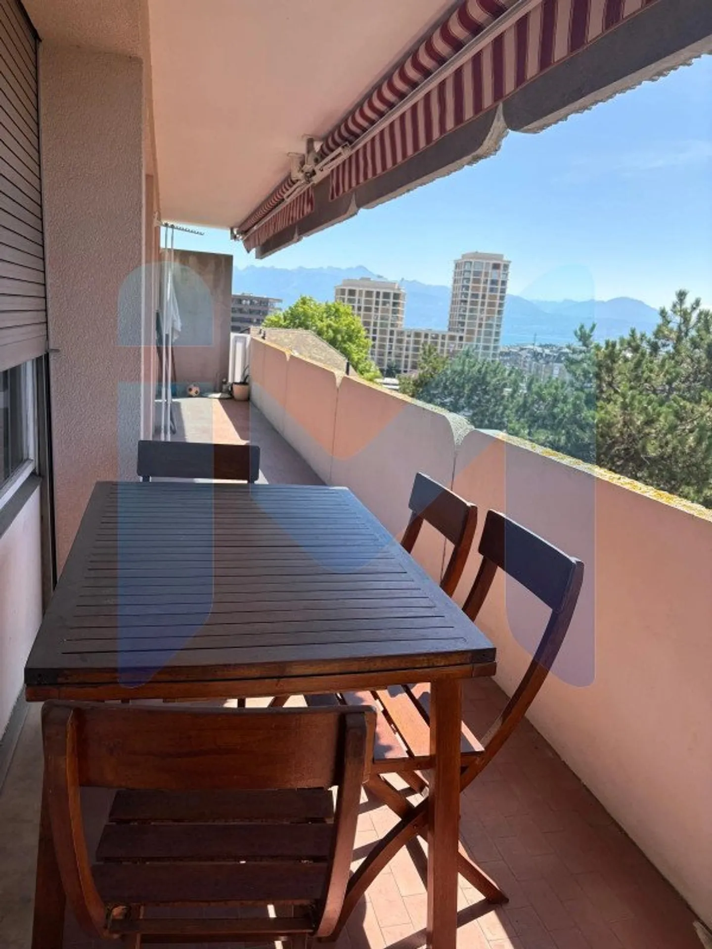 Wunderschöne 3,5 Zimmer mit Panoramablick auf den See & Mont-Blanc Morges - Foto 6 von 8