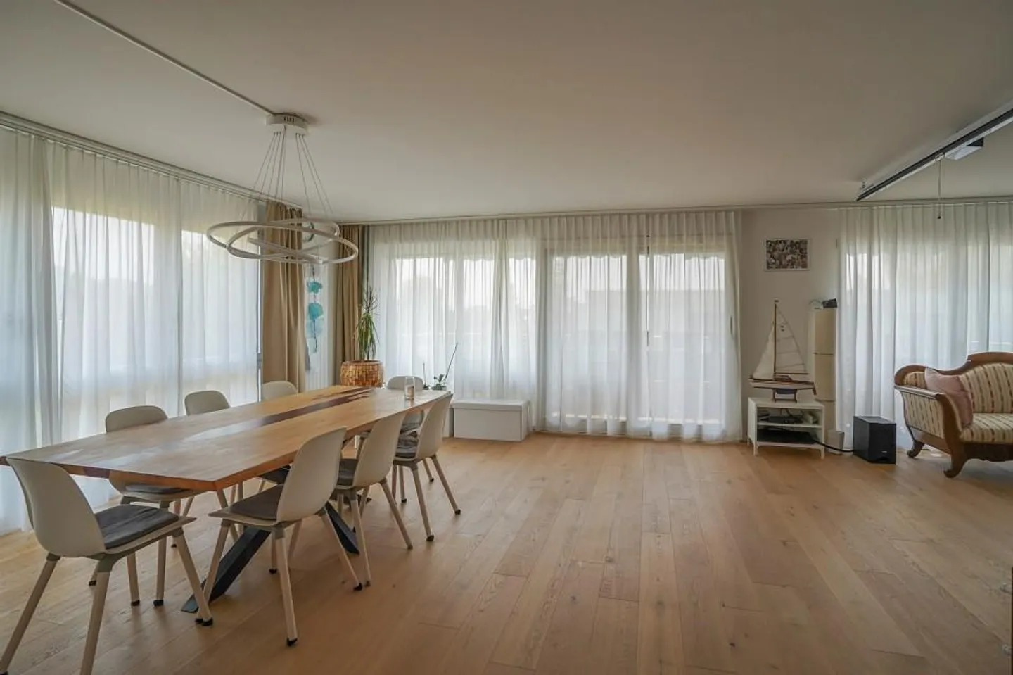 Appartement rénové de 5½ pièces au cœur de Zollikofen - Photo 5 sur 13
