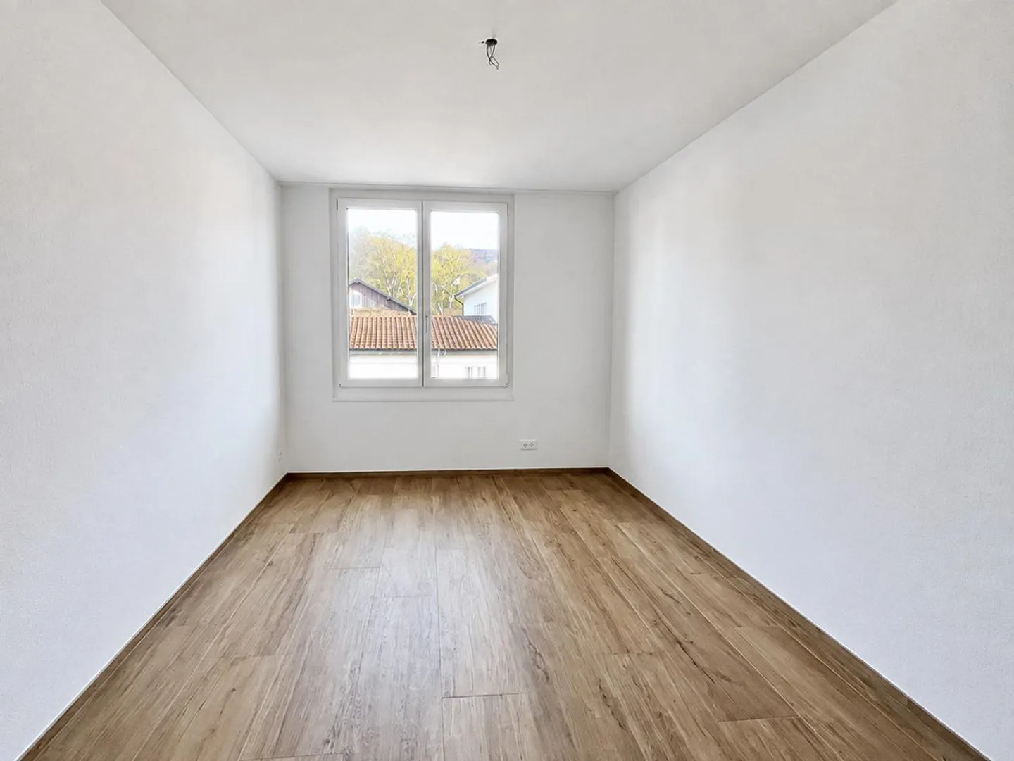 Helle 3.5-Zimmer-Wohnung mit Balkon und schöner Aussicht in Dornach - Photo 10 of 11