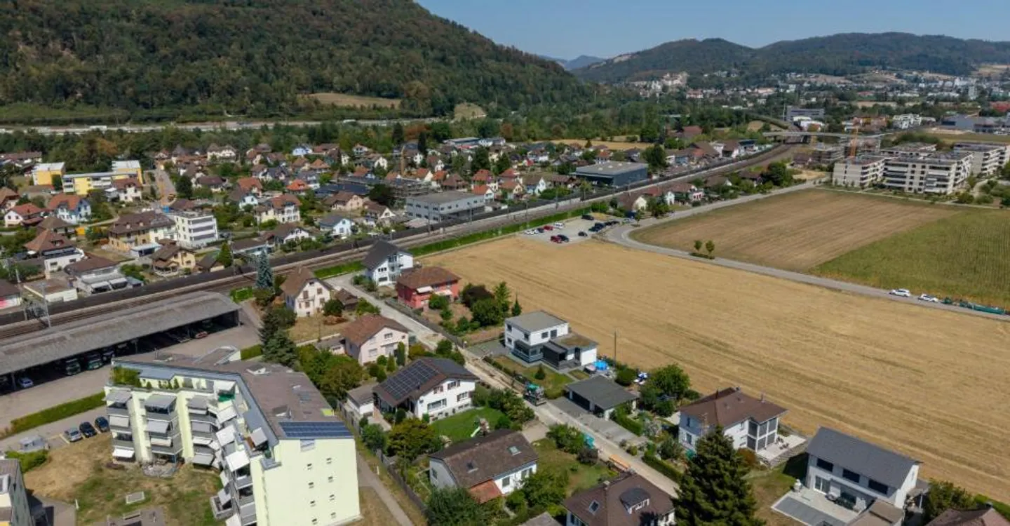 Attractive Building Land in a Desirable Location Directly by the Train Station - Photo 2 of 4