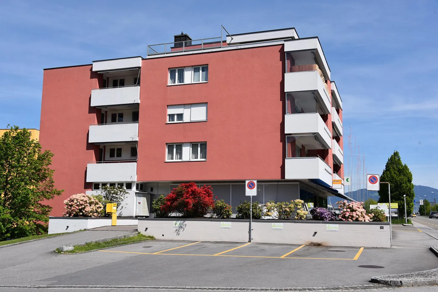 Zentral gelegenes Apartment mit Balkon - Foto 1 von 14