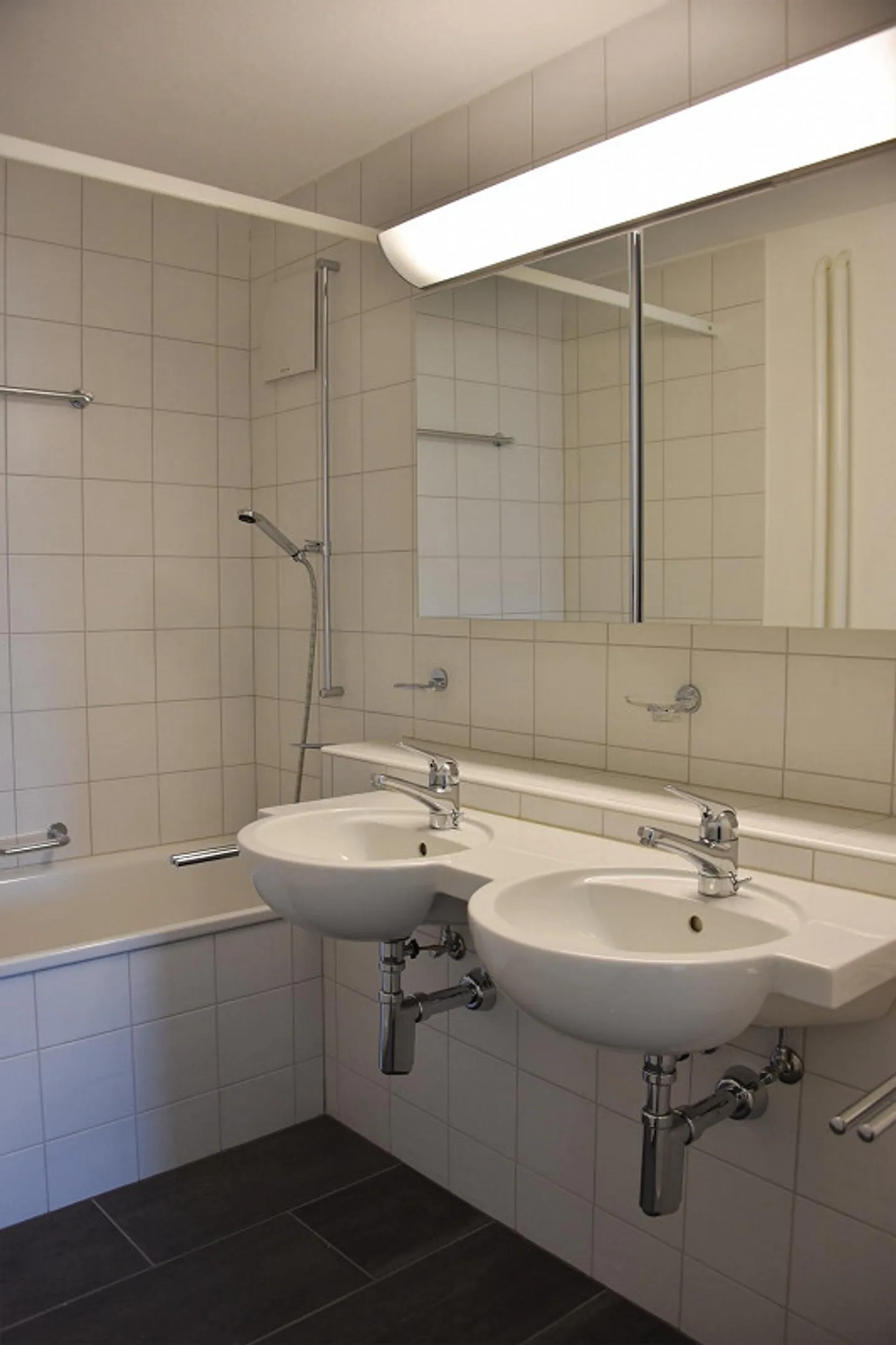 Zentral gelegenes Apartment mit Balkon - Foto 10 von 14