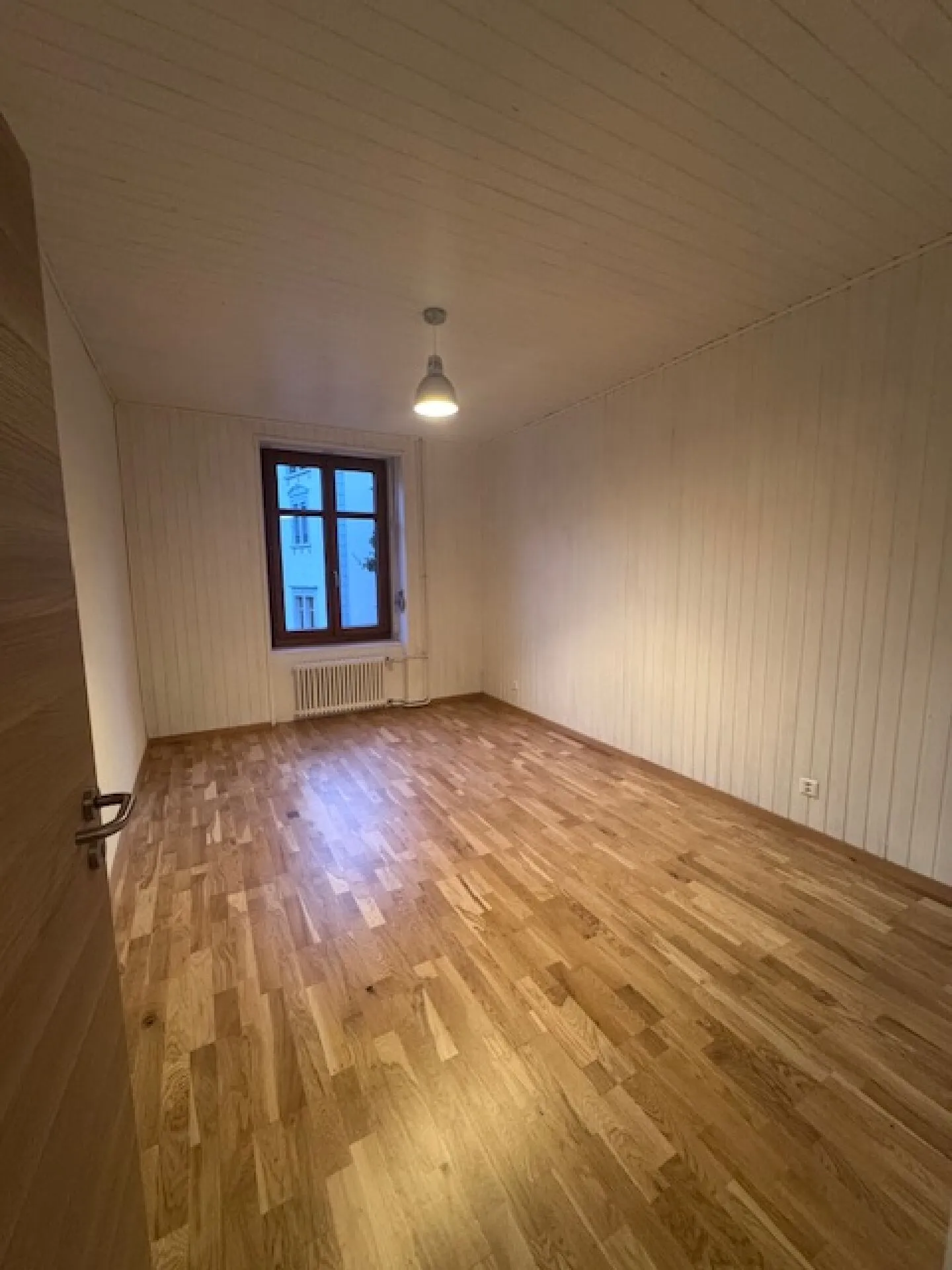 Centre-Ville, spacieux appartement de 3,5 pièces (90 m2) - Photo 4 sur 9