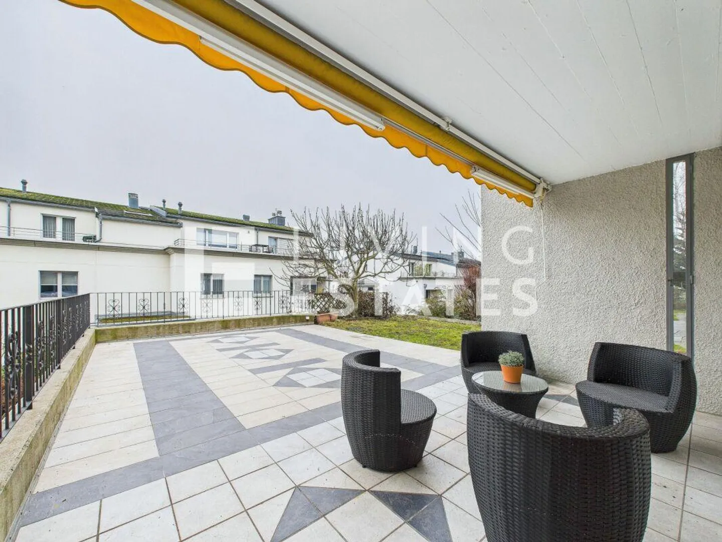 QUI TROVERAI LA TUA FELICITÀ - INCLUSA 3 BOX AUTO - Foto 15 di 18