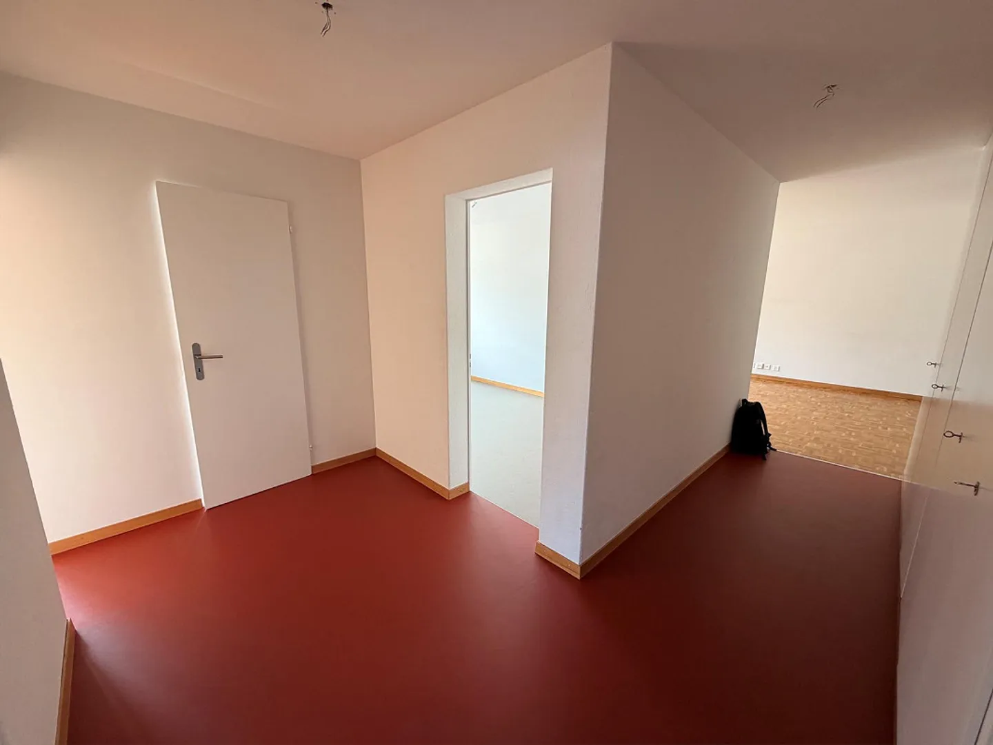 Beautiful 4-room apartment - Photo 3 of 10