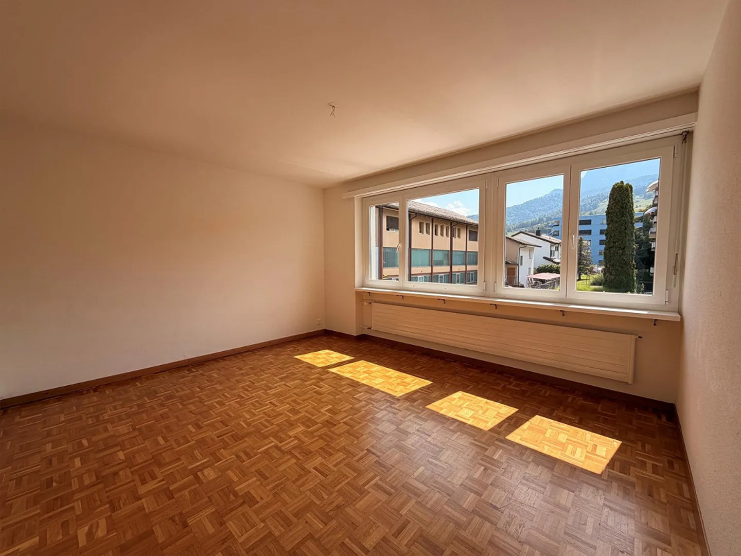 Beautiful 4-room apartment - Photo 4 of 10