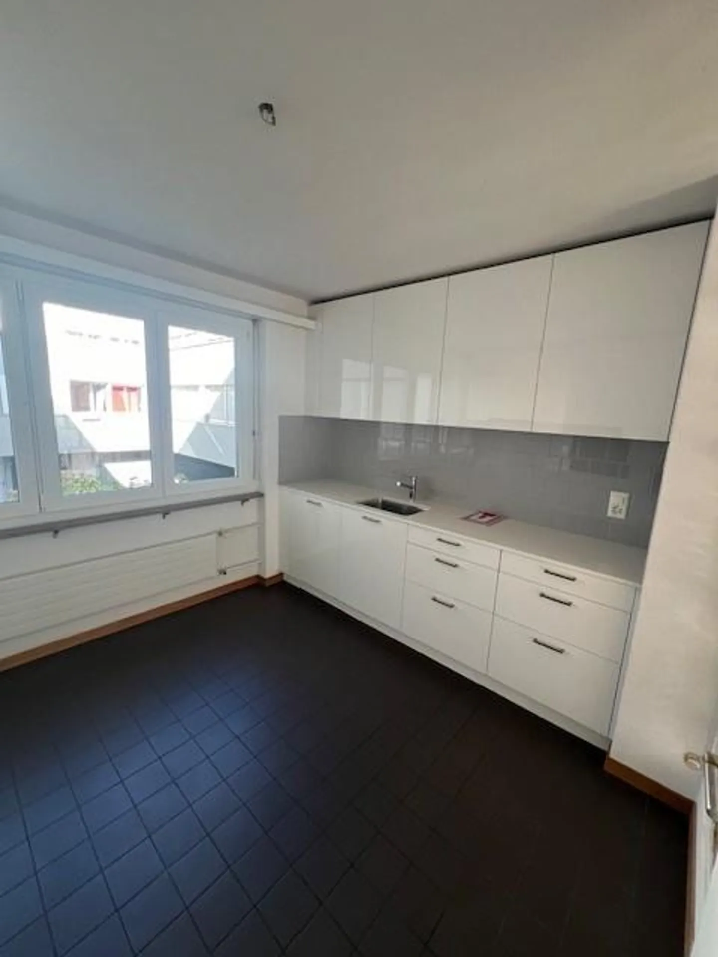 Beautiful 4-room apartment - Photo 9 of 10