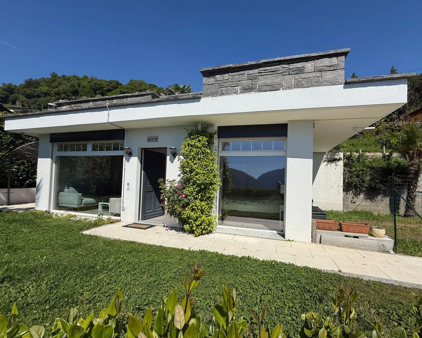 RESIDENZA SECONDARIA CON VISTA LAGO - Foto 2 di 11