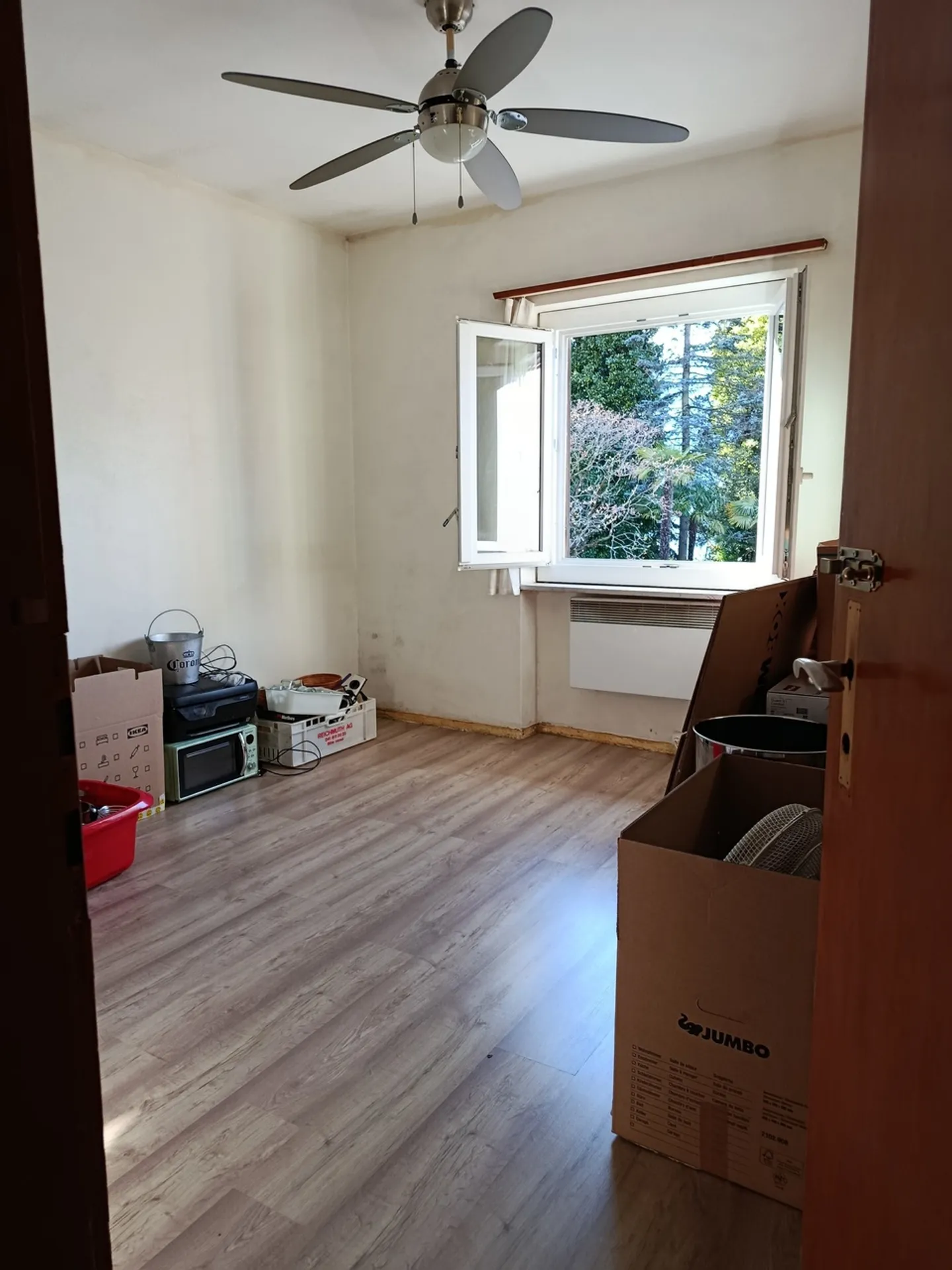 Proprietà mista con ristorante - Foto 23 di 41