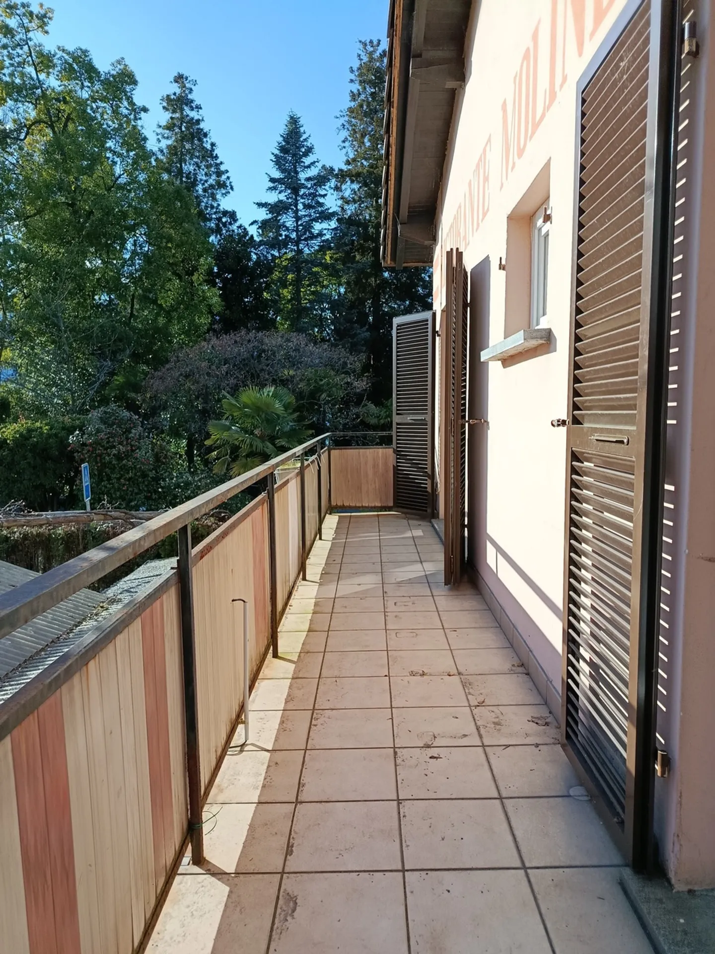 Proprietà mista con ristorante - Foto 30 di 41