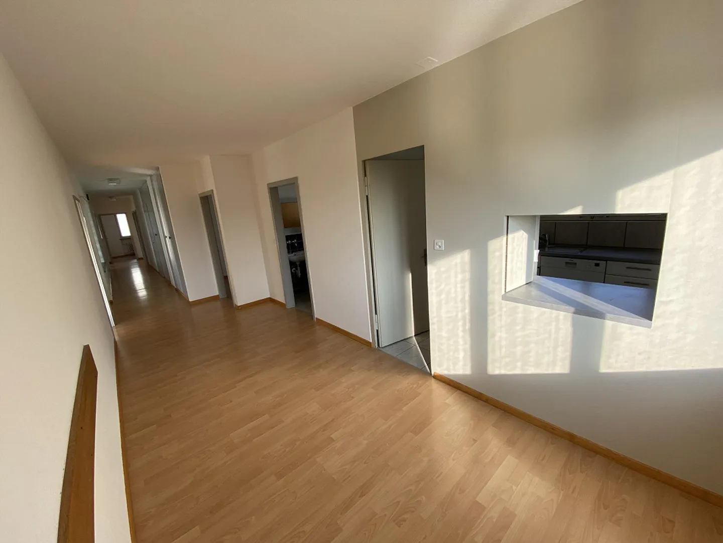 Grosszügige Wohnung mit Flussblick - Foto 6 von 22