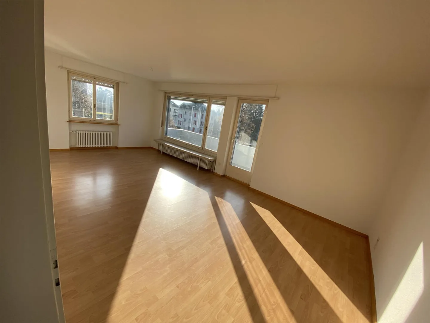 Grosszügige Wohnung mit Flussblick - Foto 7 von 22